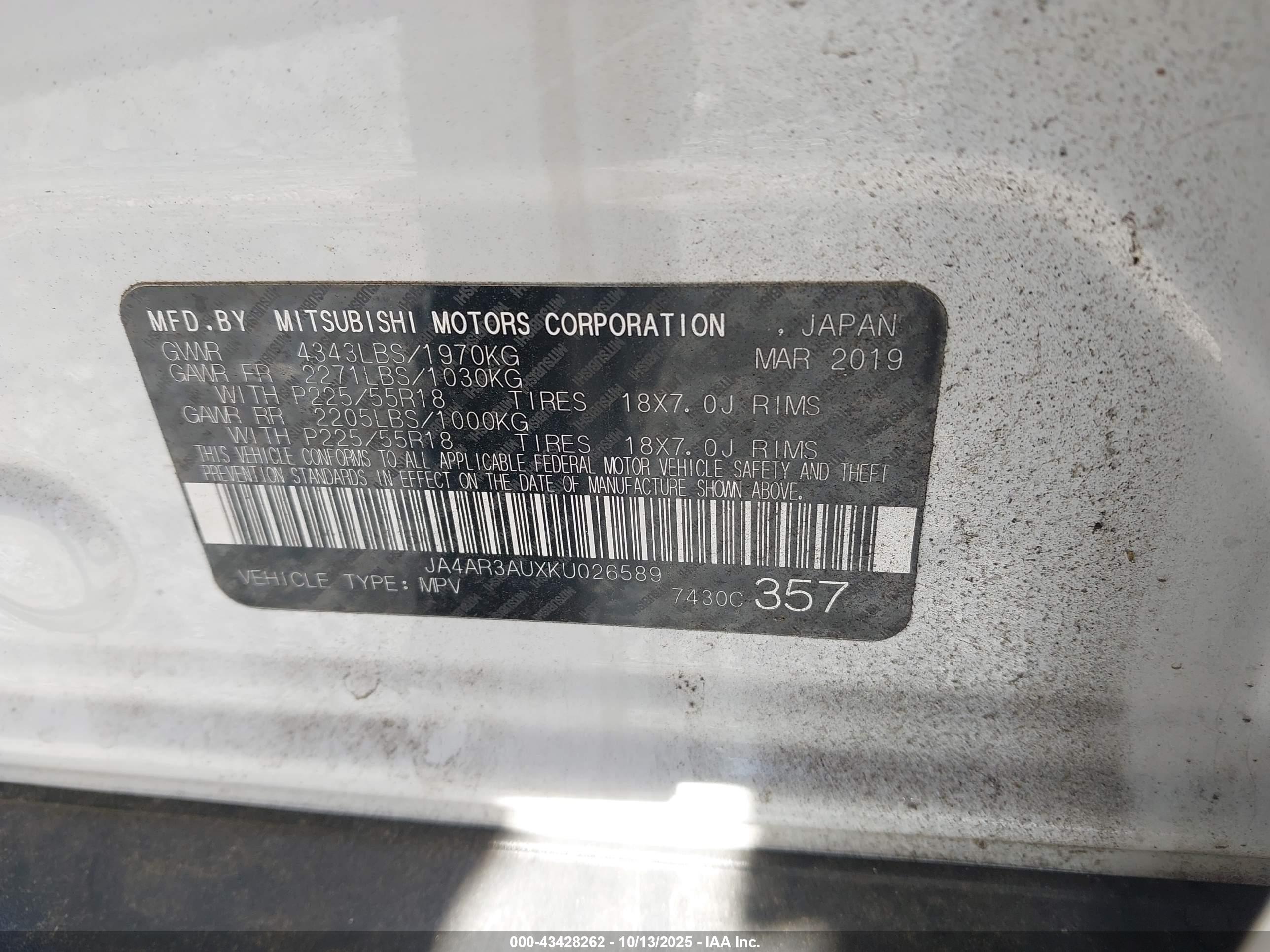 MITSUBISHI OUTLANDER image 9