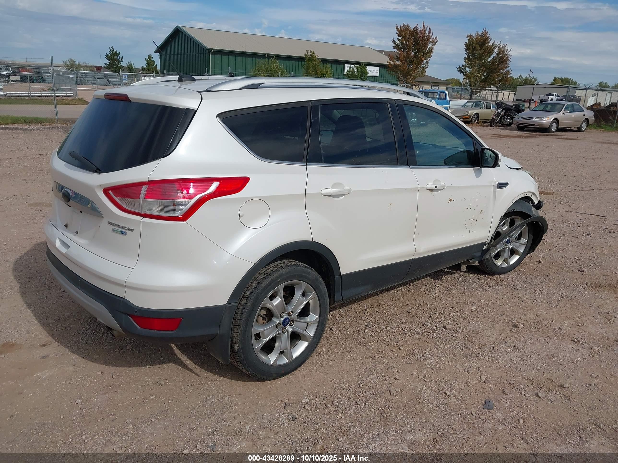 FORD ESCAPE image 4