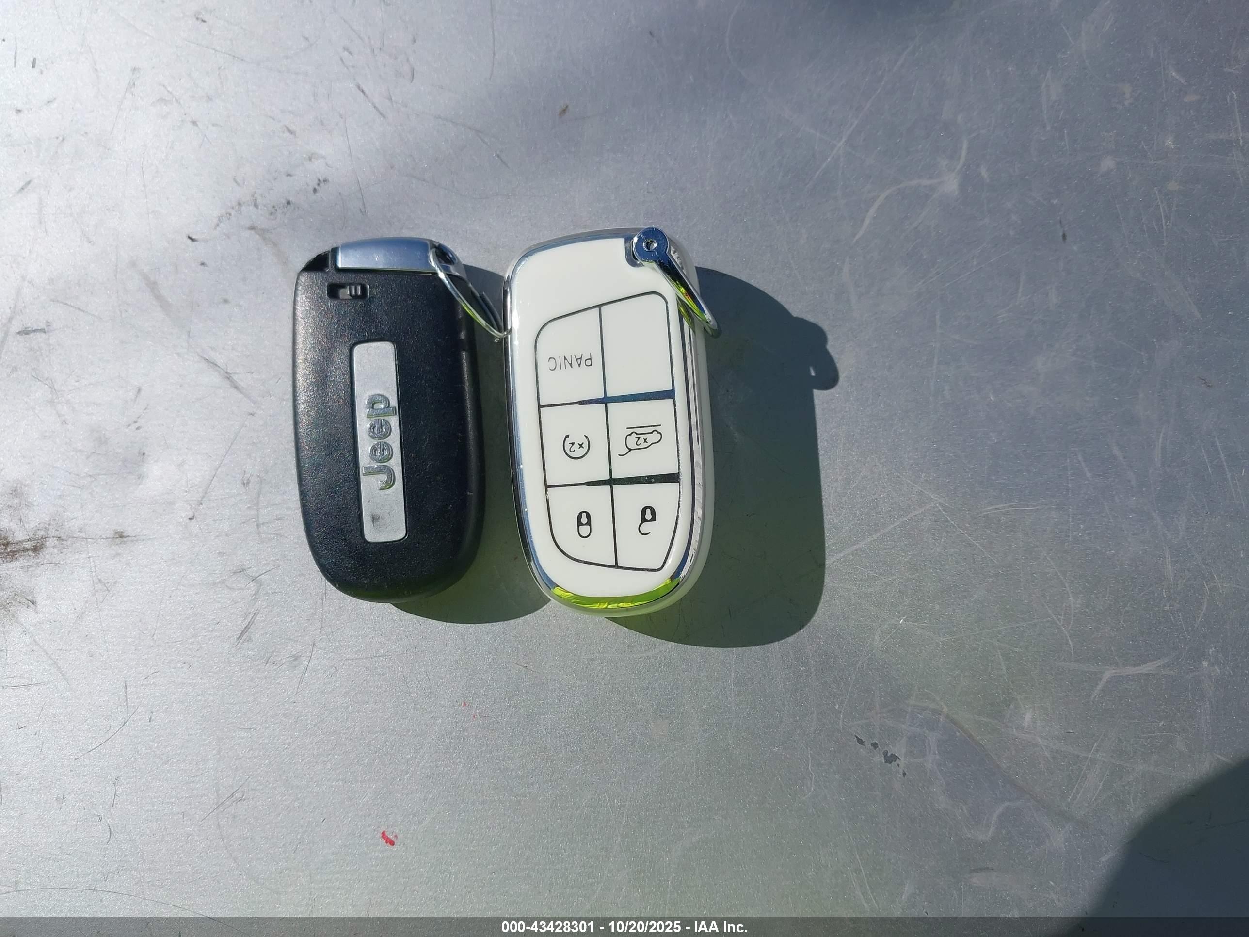 JEEP GRAND image 11