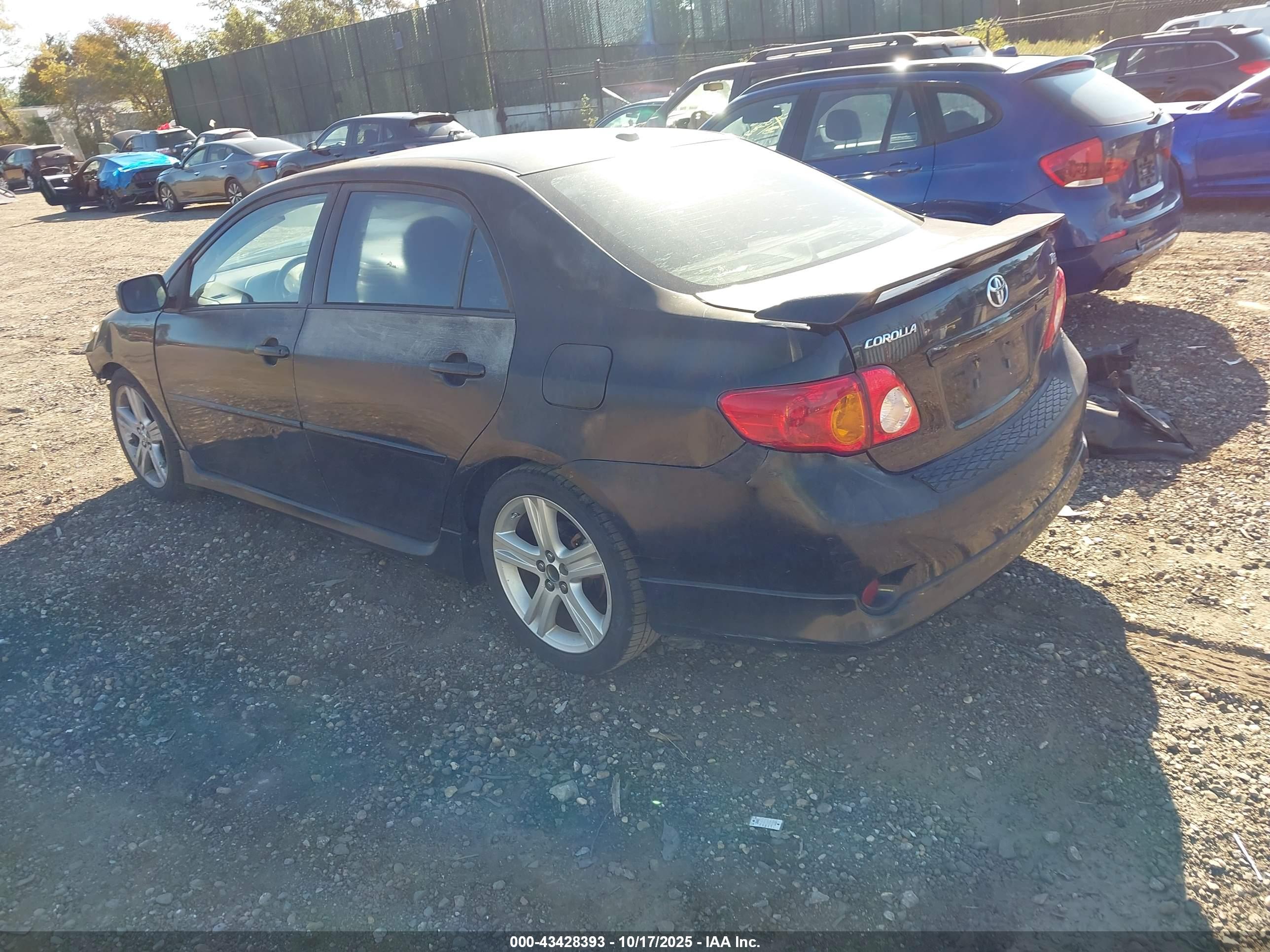 TOYOTA COROLLA image 3