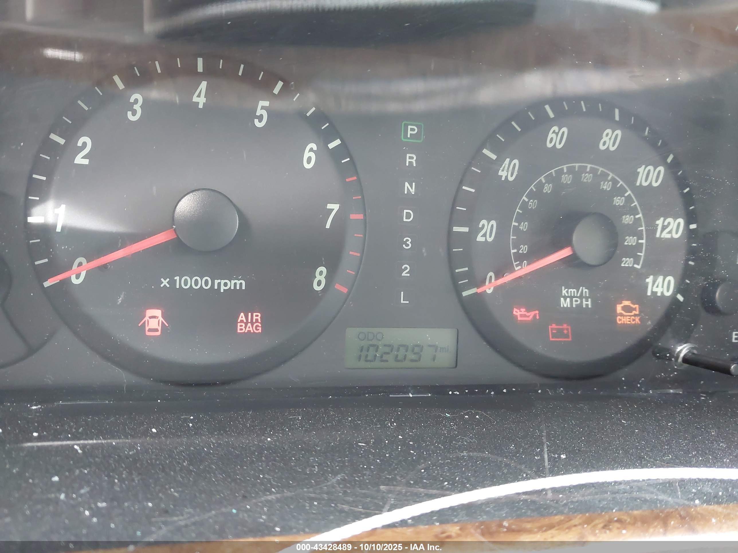 HYUNDAI ELANTRA image 7