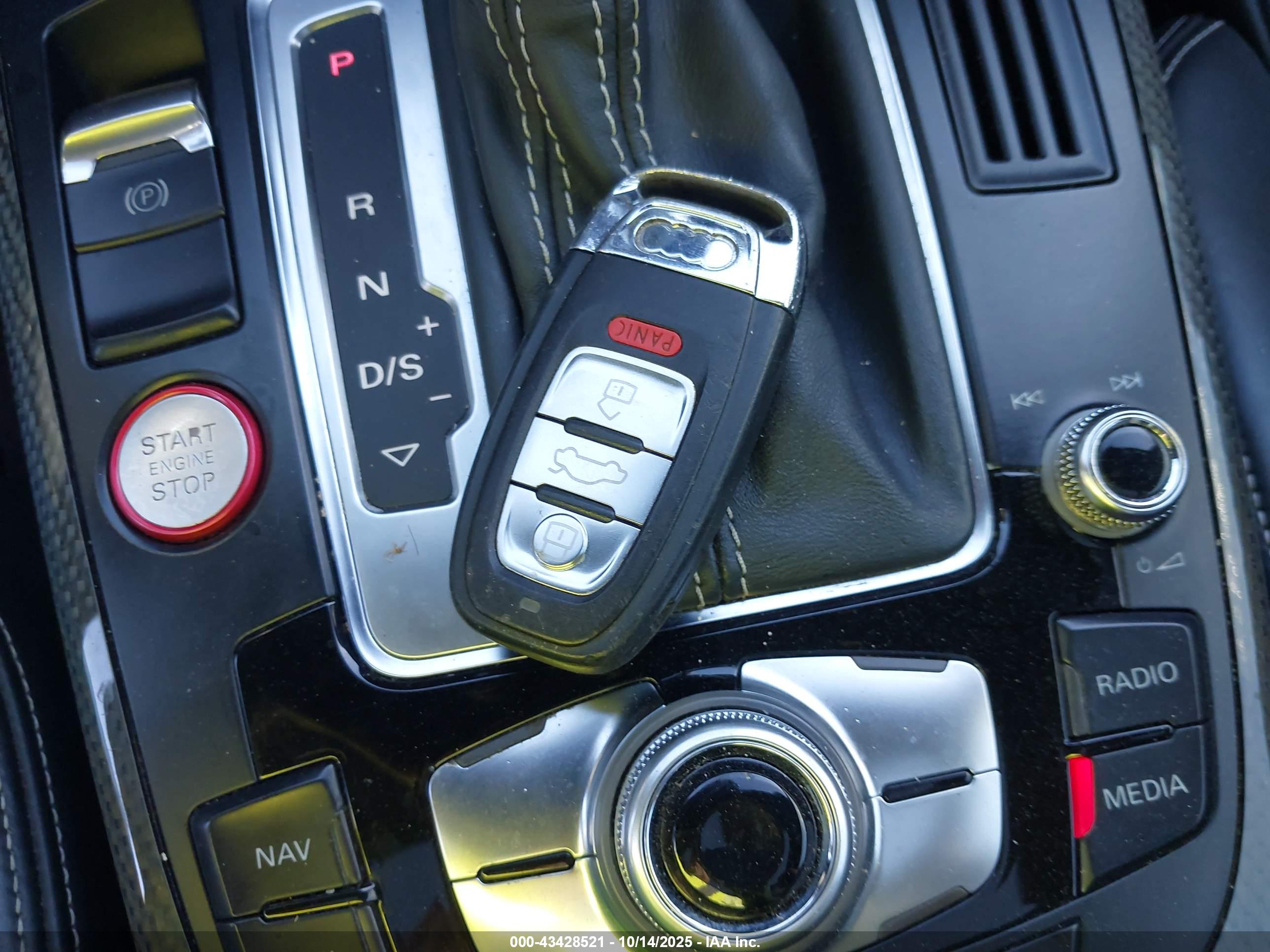 AUDI S5 image 11
