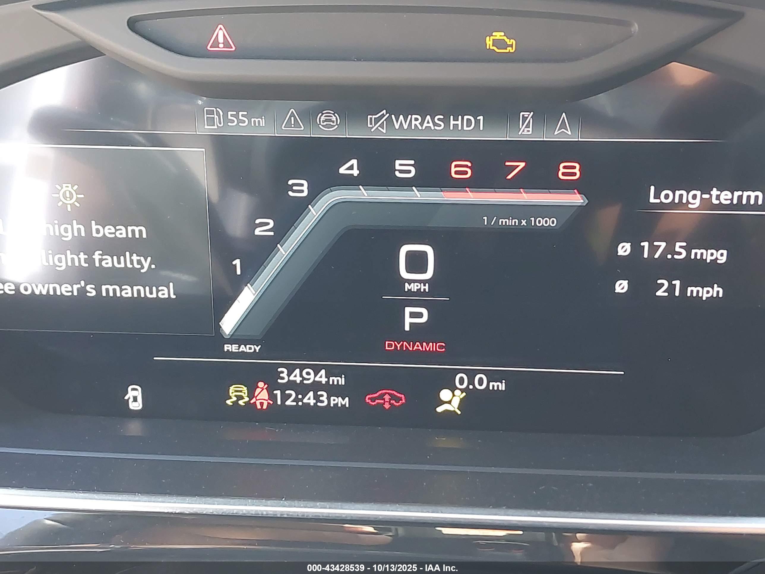 AUDI A8 image 7