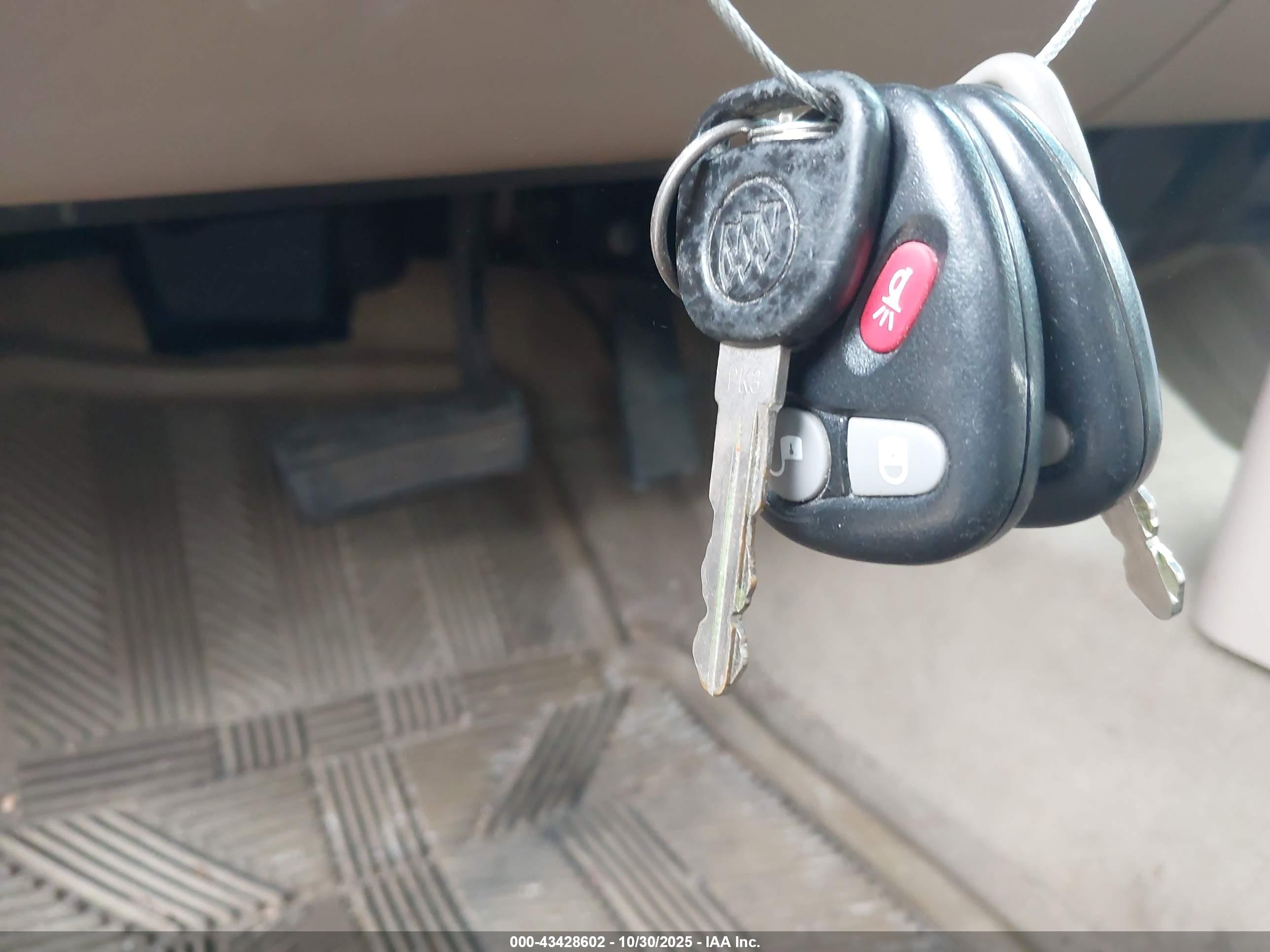 BUICK LESABRE image 11