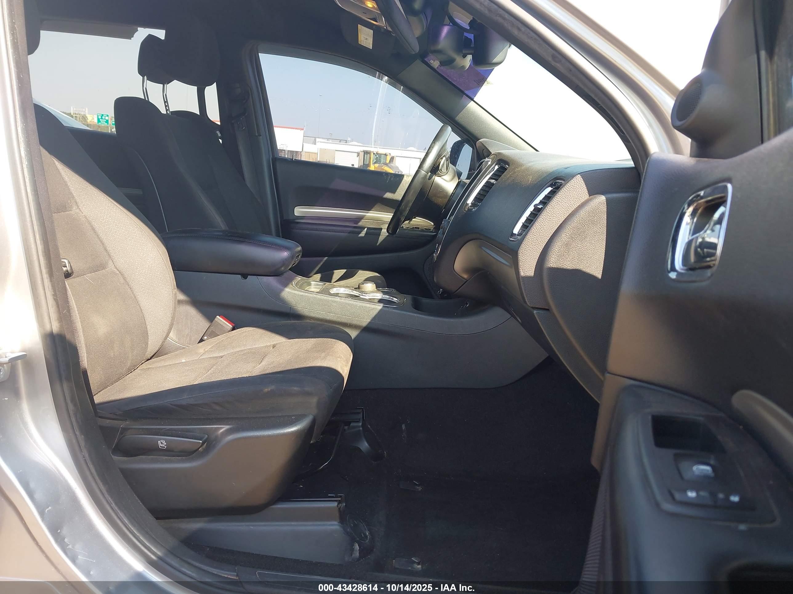 DODGE DURANGO image 5
