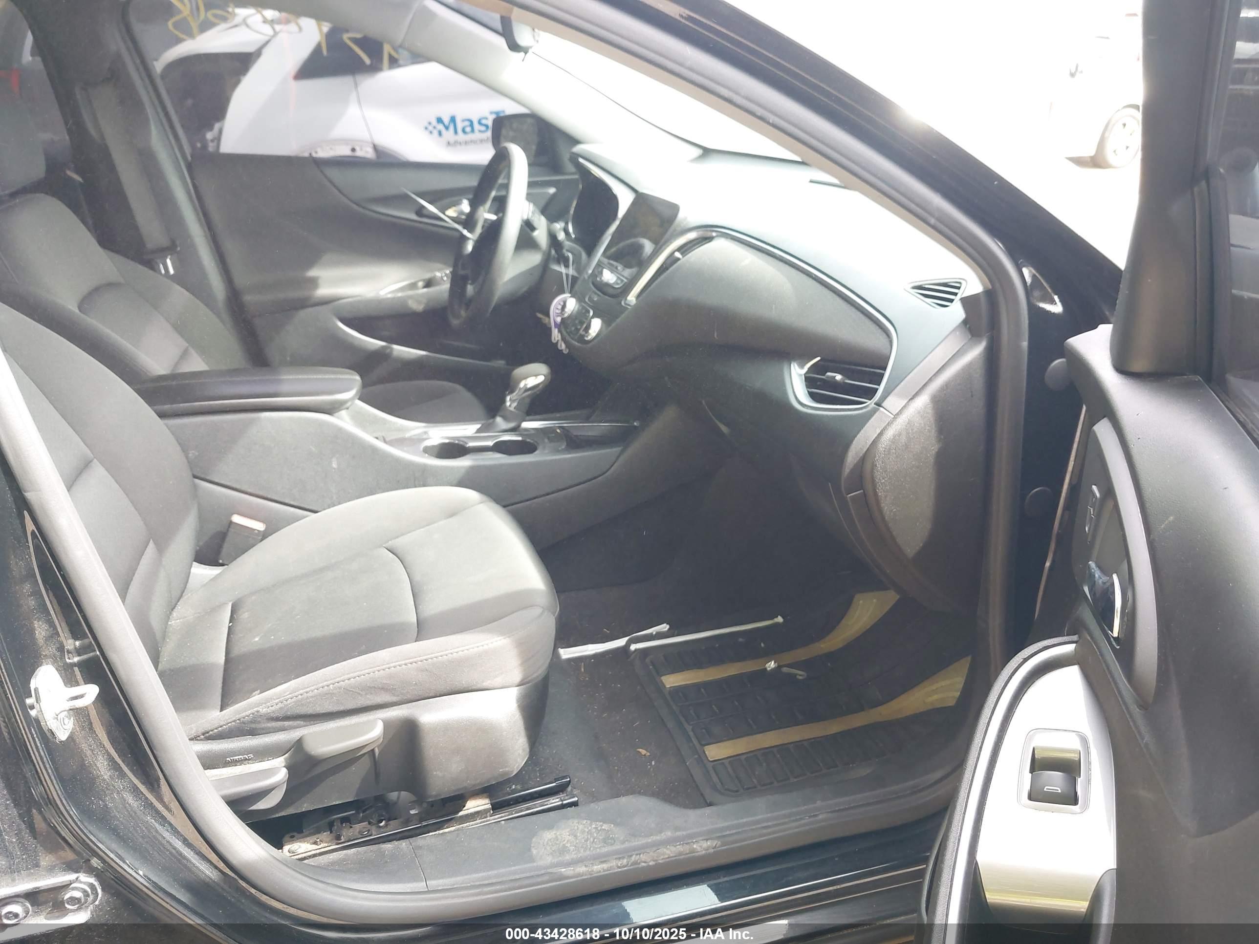 CHEVROLET MALIBU image 5