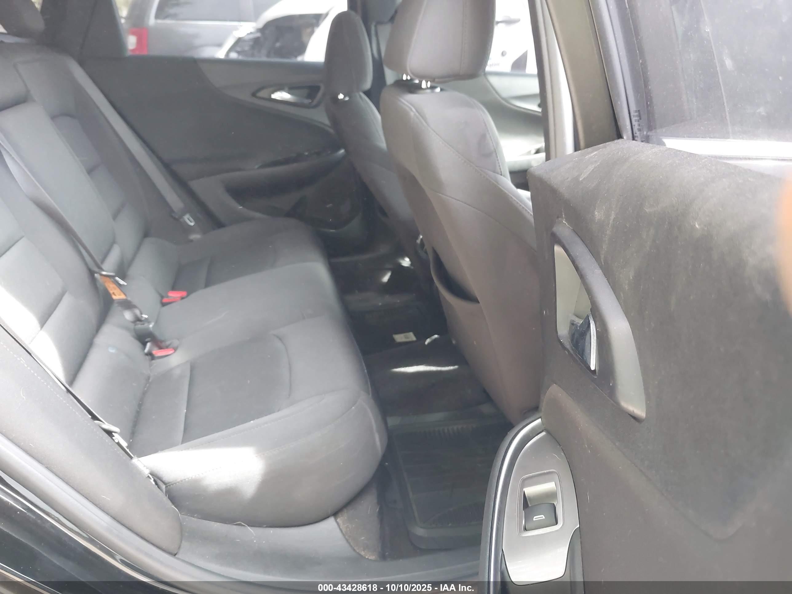 CHEVROLET MALIBU image 8