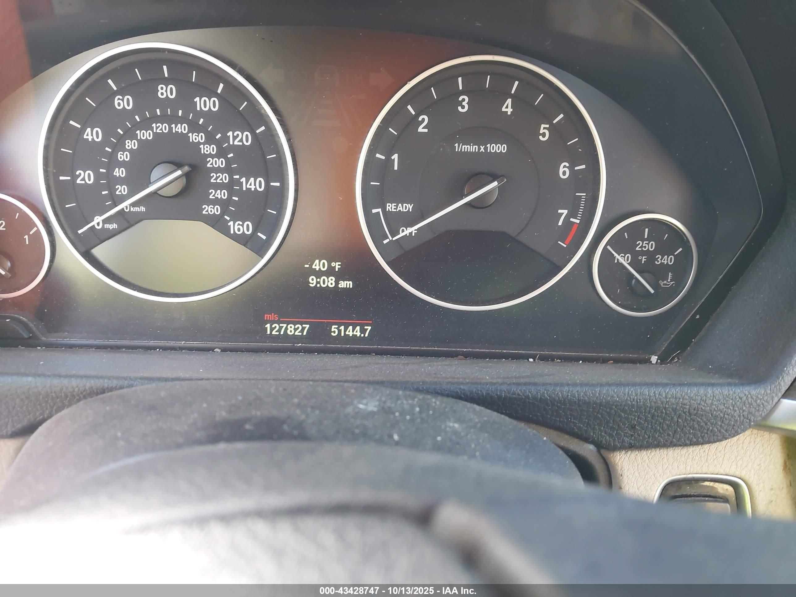 BMW 335I image 7