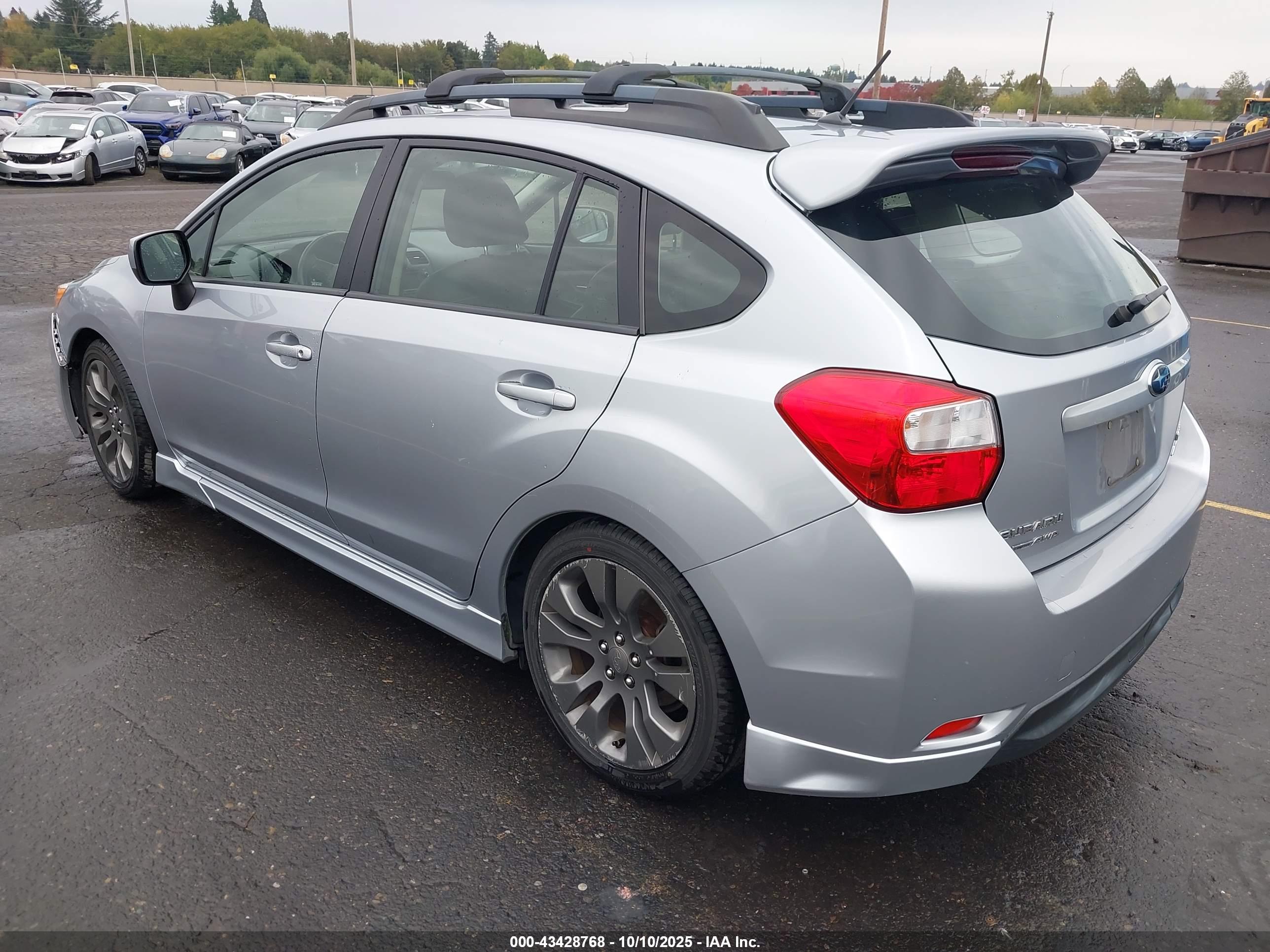 SUBARU IMPREZA image 3