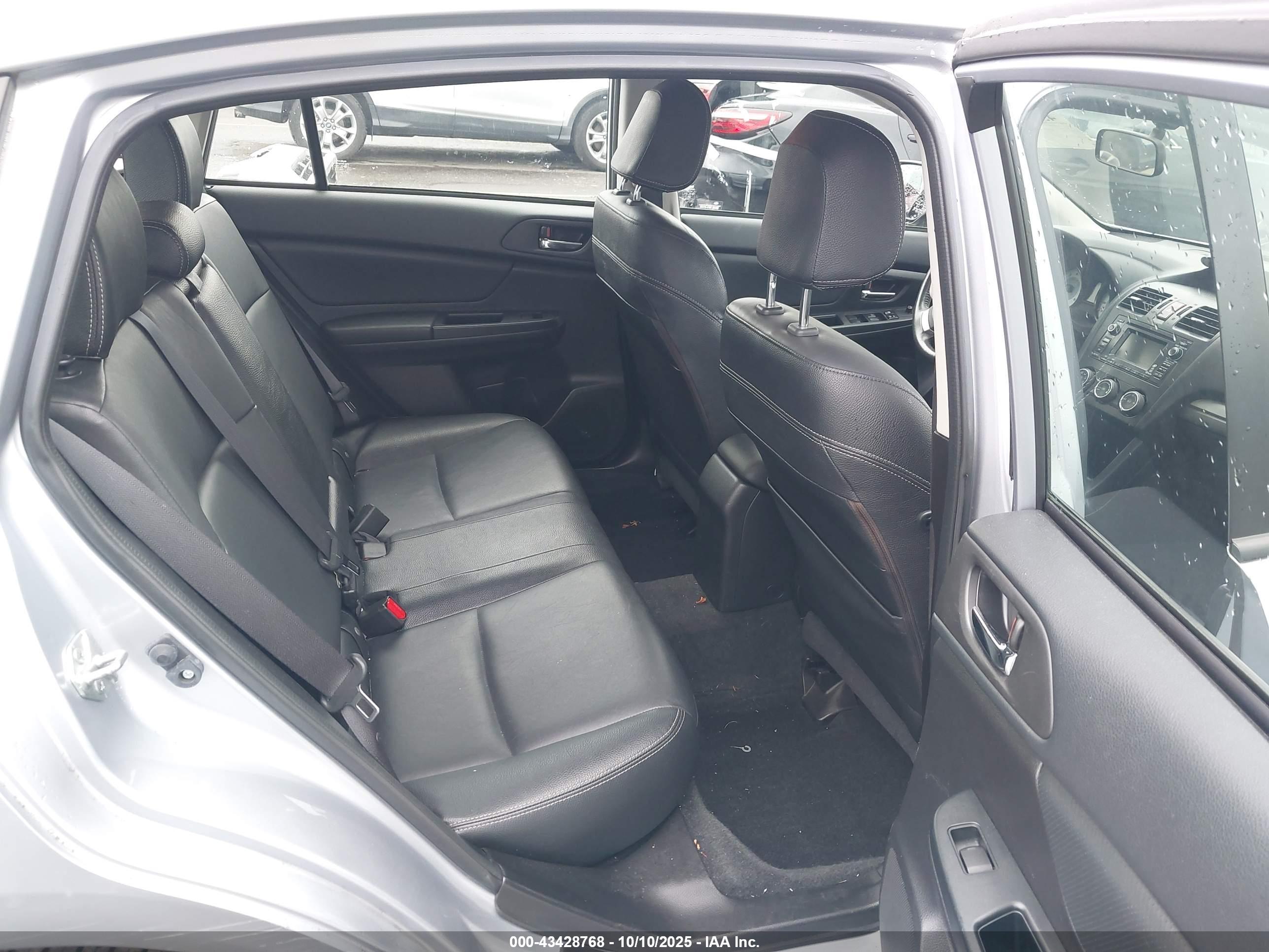 SUBARU IMPREZA image 8