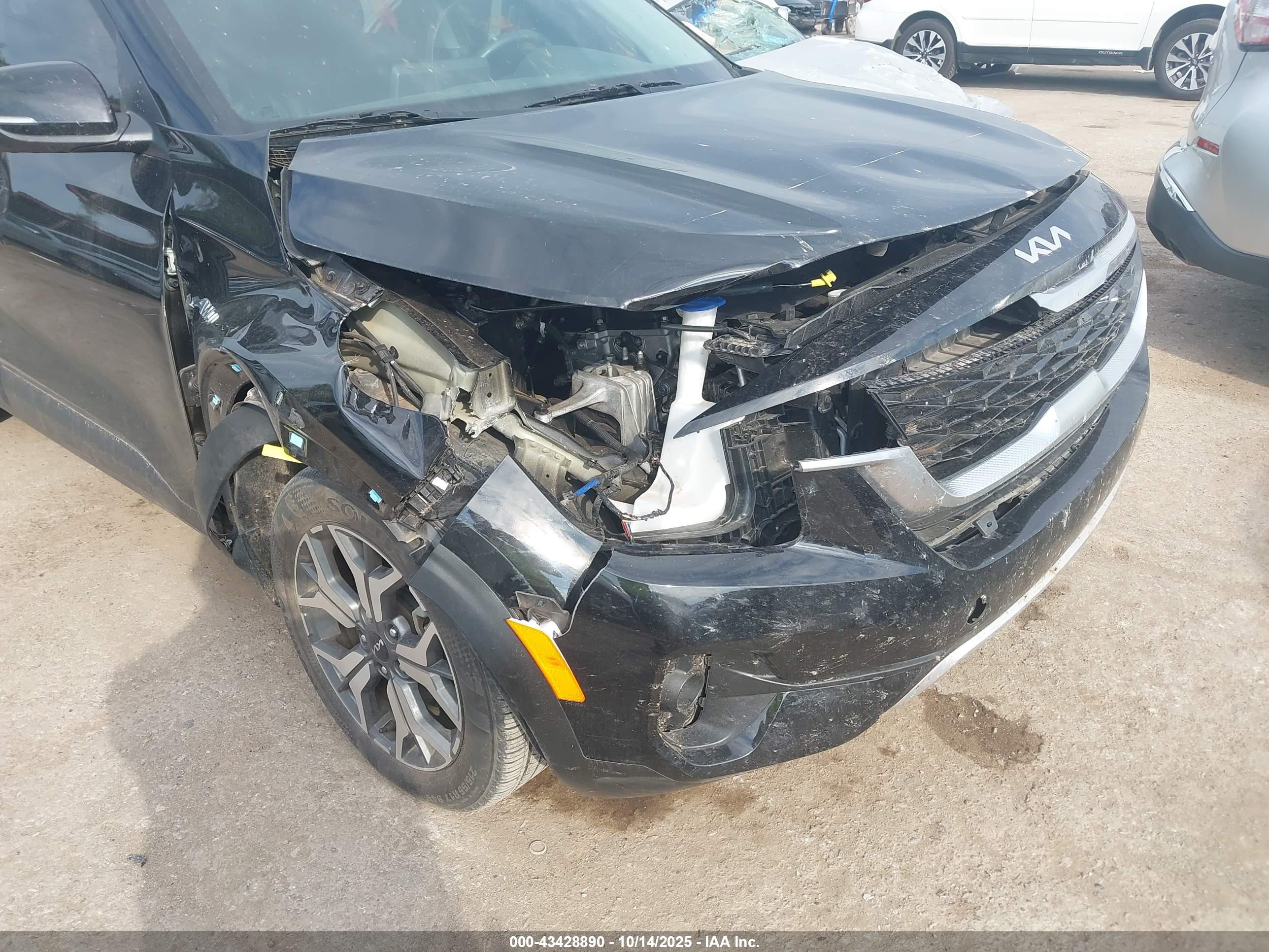 KIA SELTOS image 6