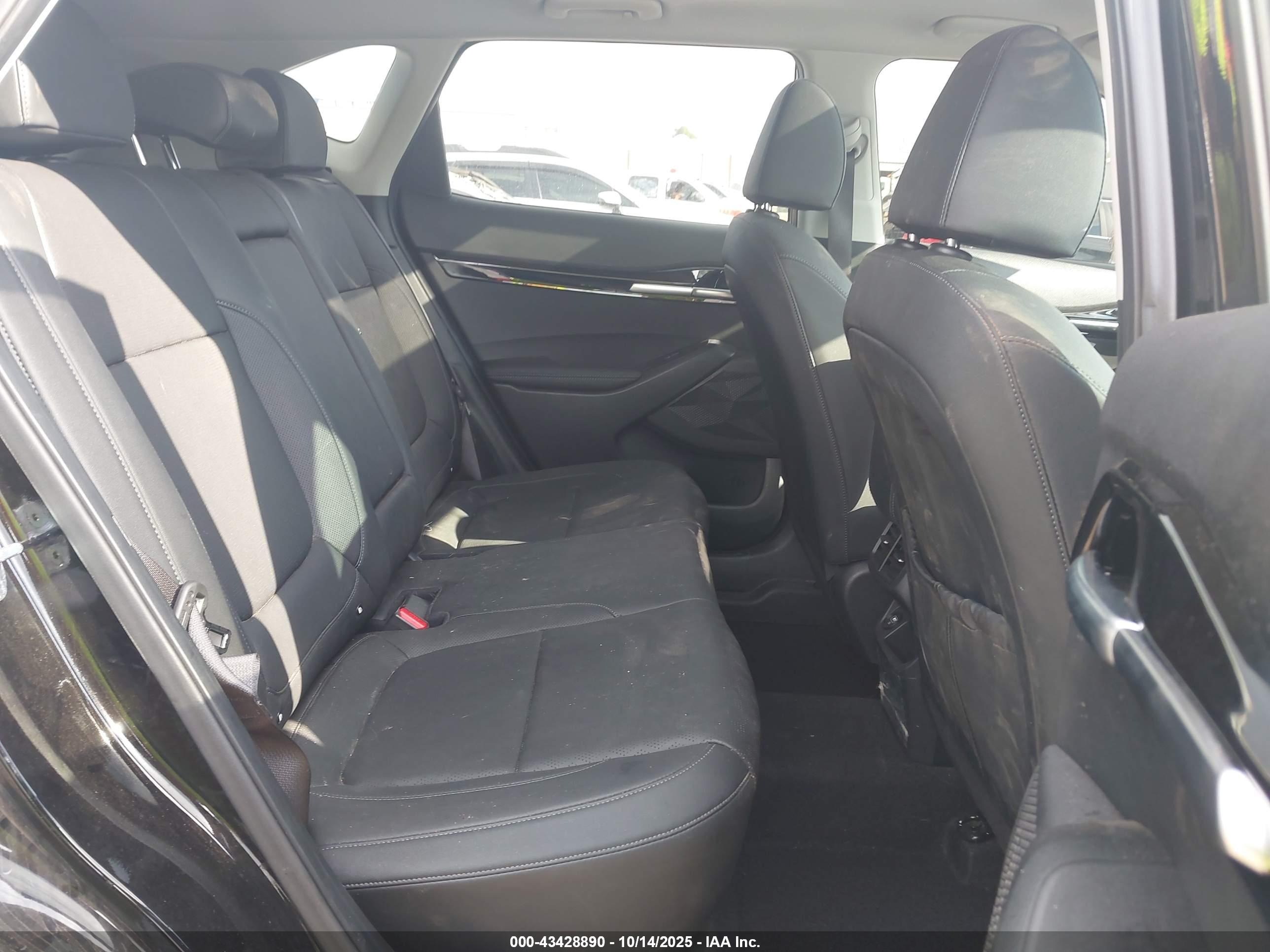 KIA SELTOS image 8