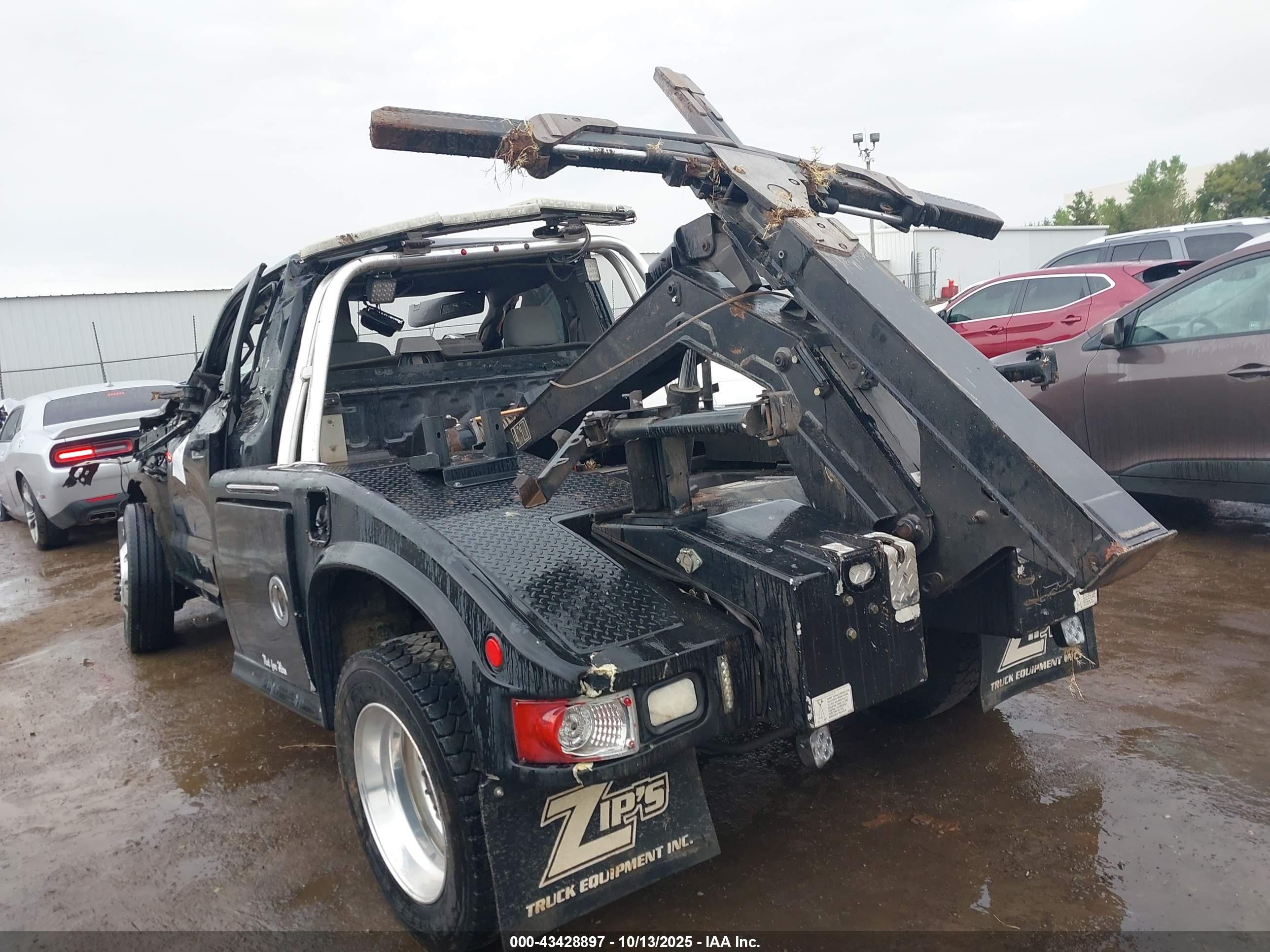 FORD F-450 image 3