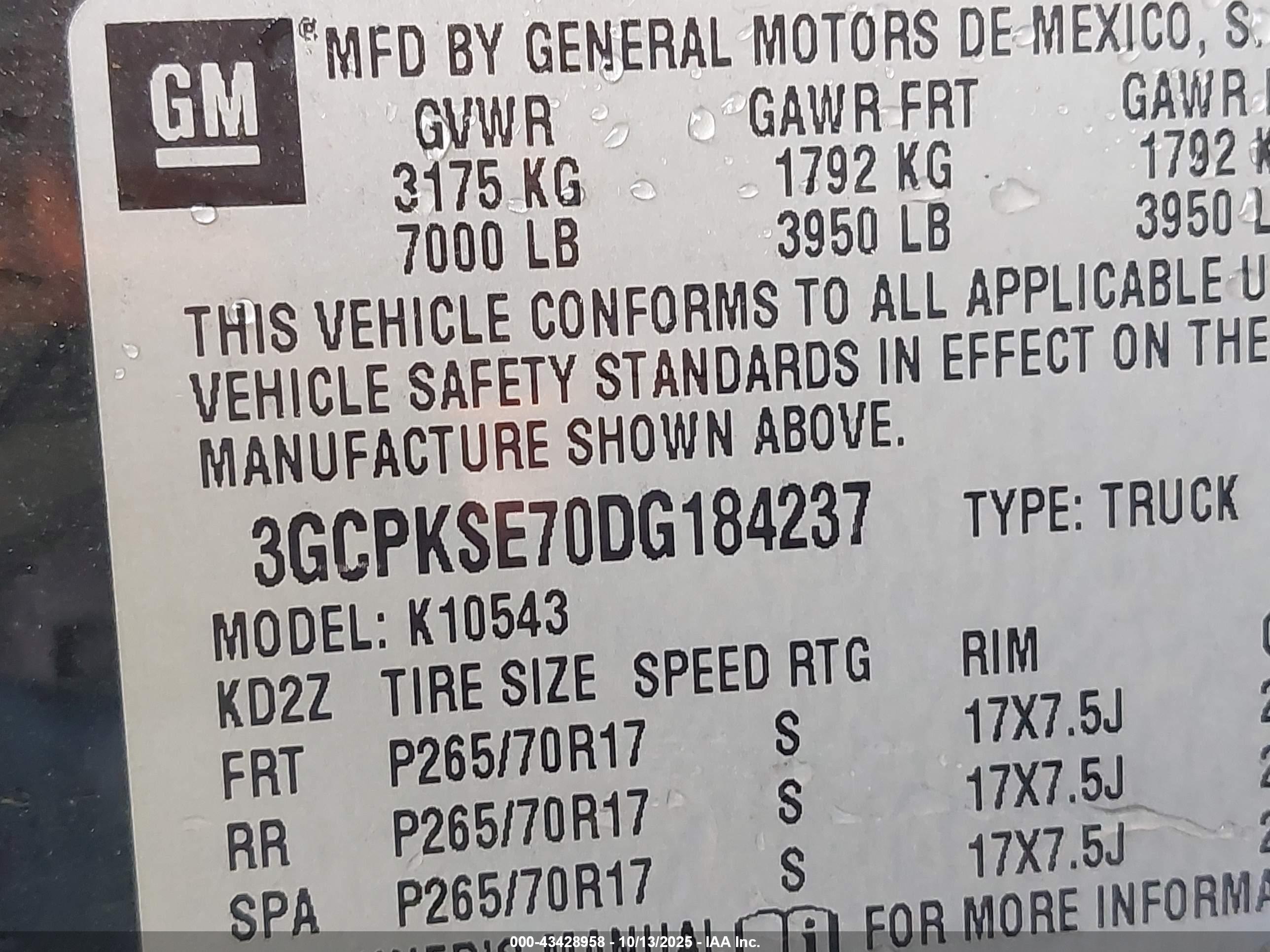 CHEVROLET SILVERADO image 9