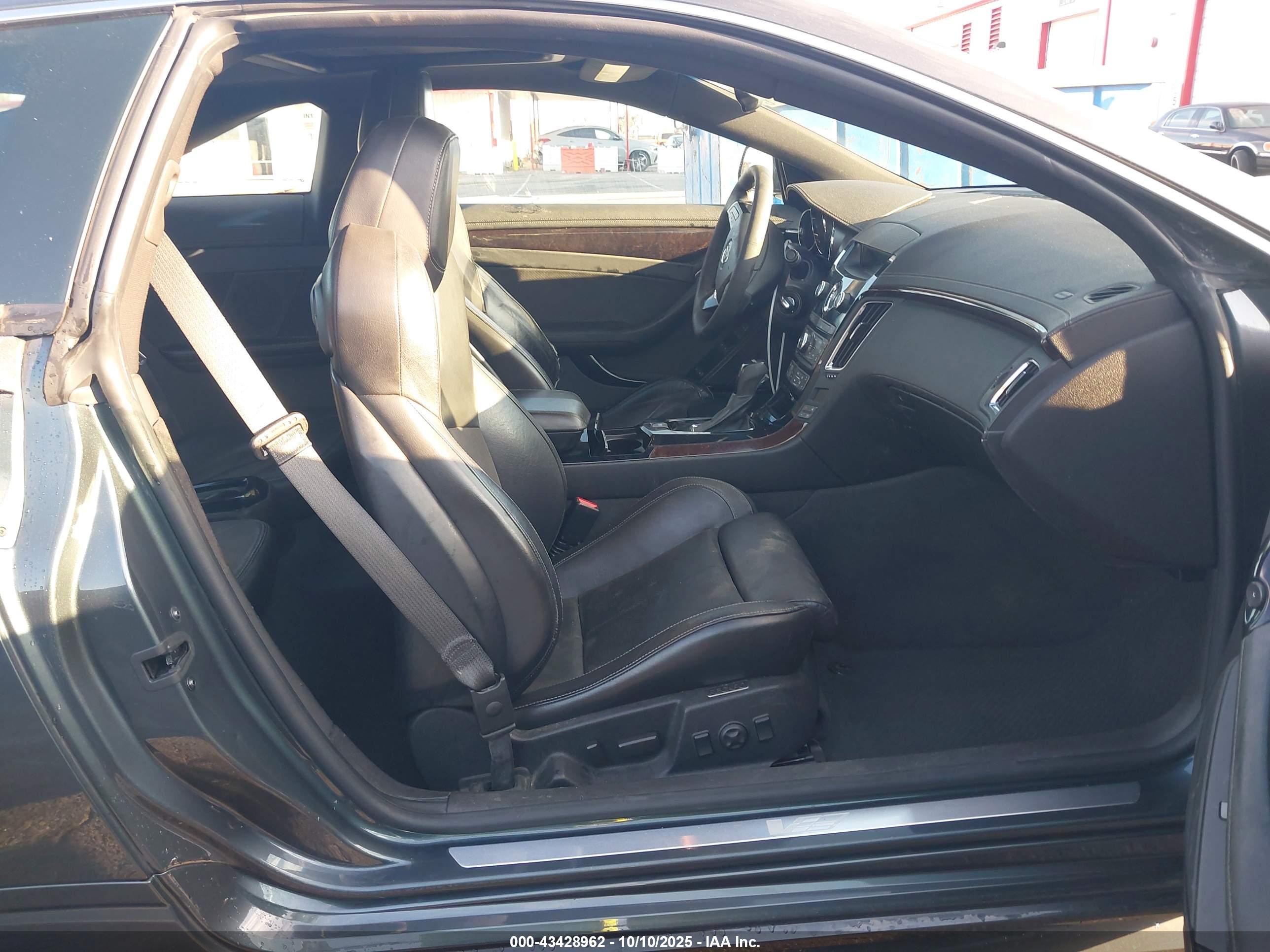 CADILLAC CTS-V image 5