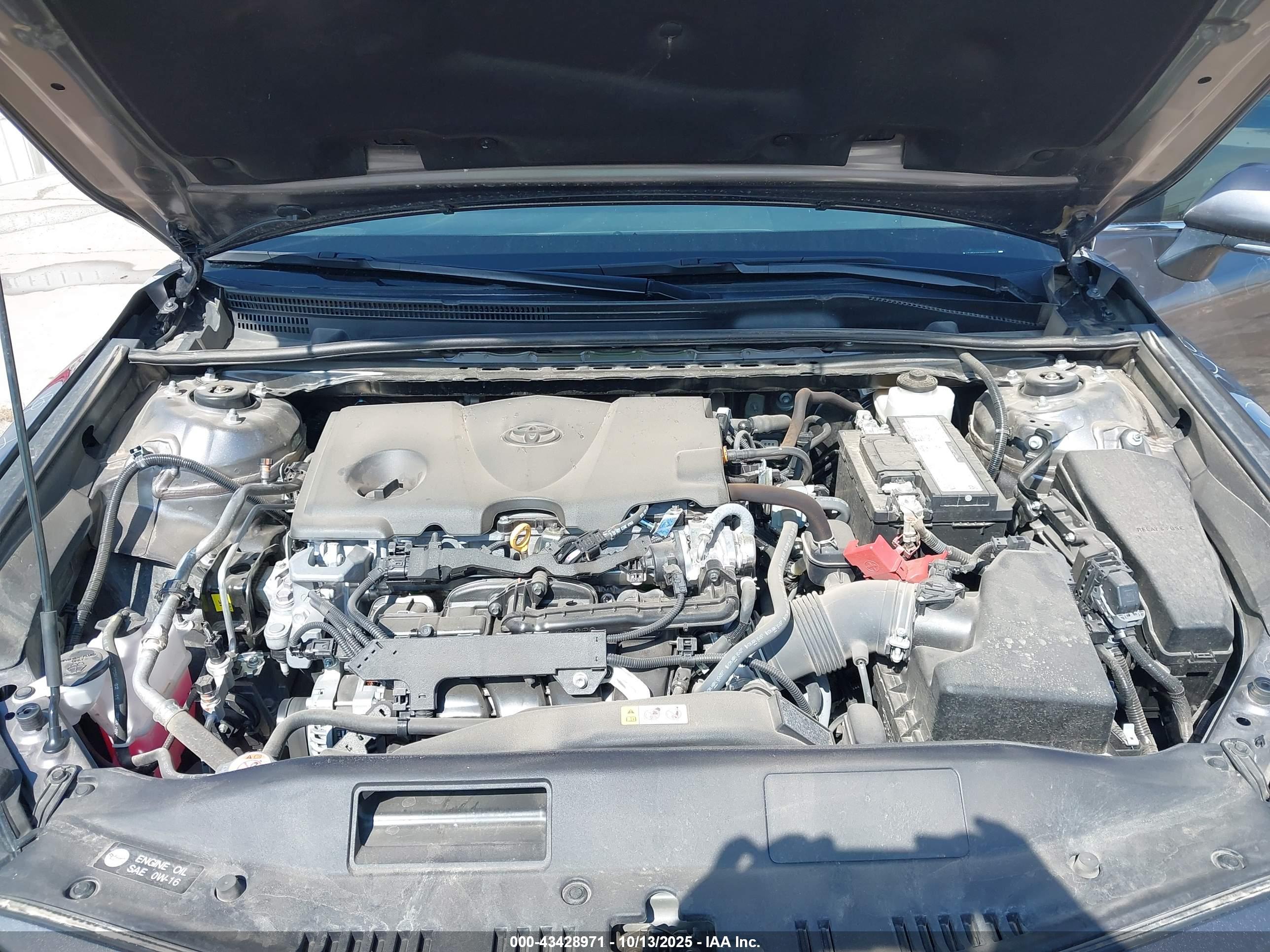 TOYOTA CAMRY image 10