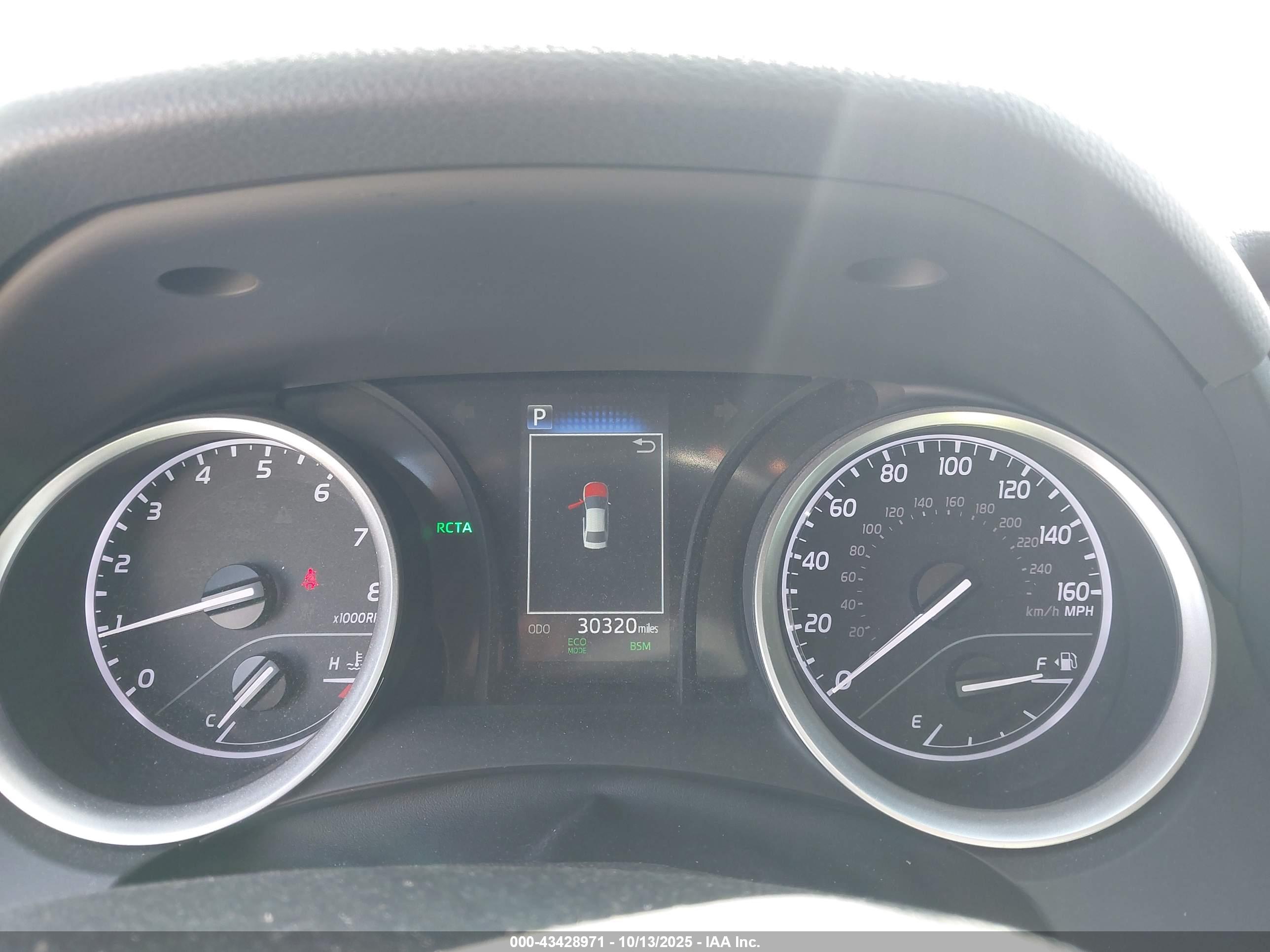 TOYOTA CAMRY image 7