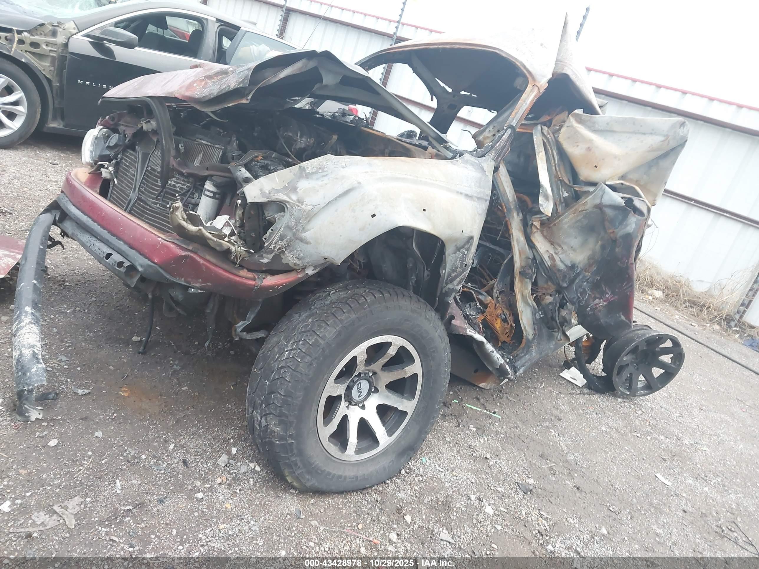 TOYOTA TACOMA image 2