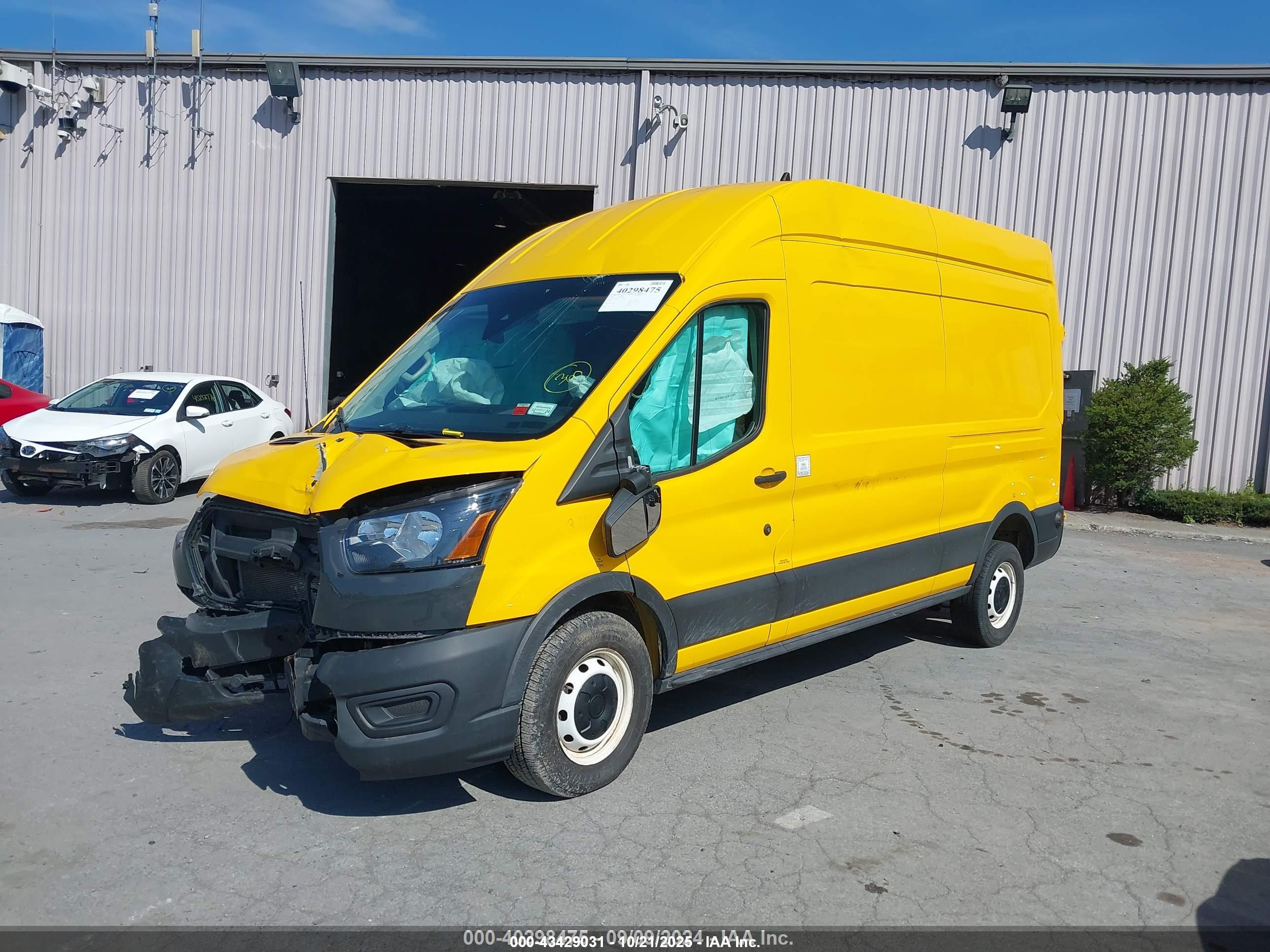 FORD TRANSIT-250 image 2