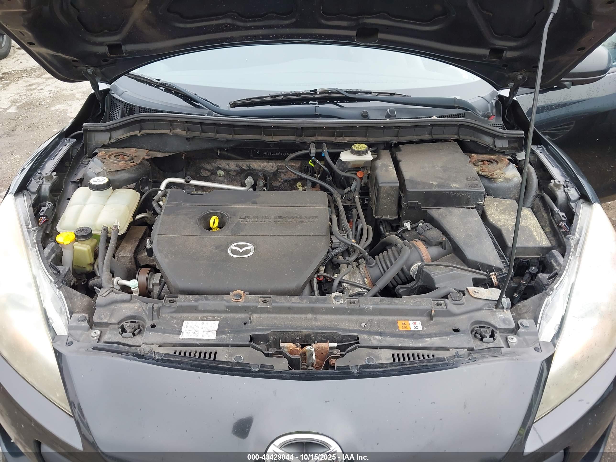 MAZDA MAZDA3 image 10
