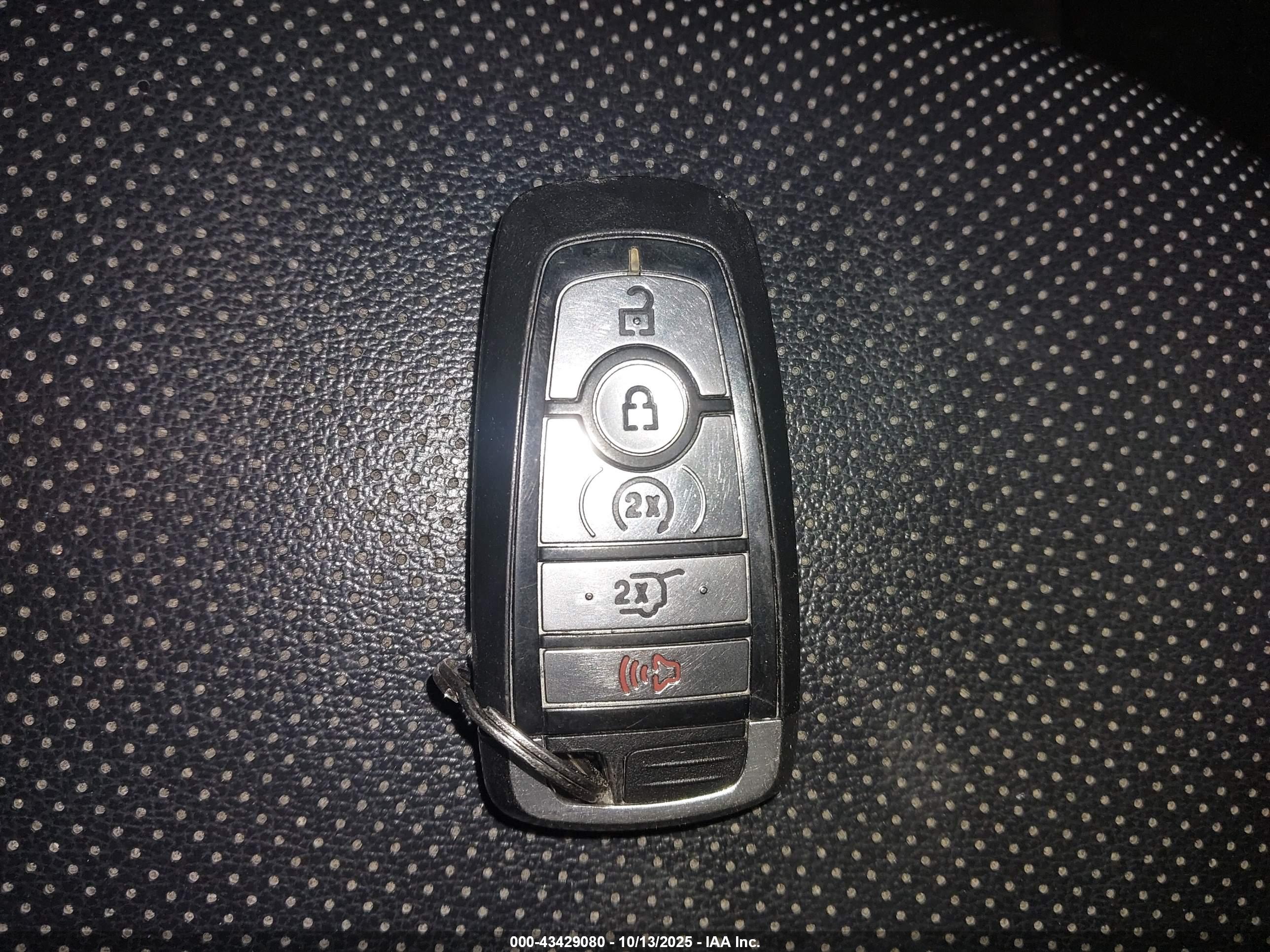 FORD ESCAPE image 11