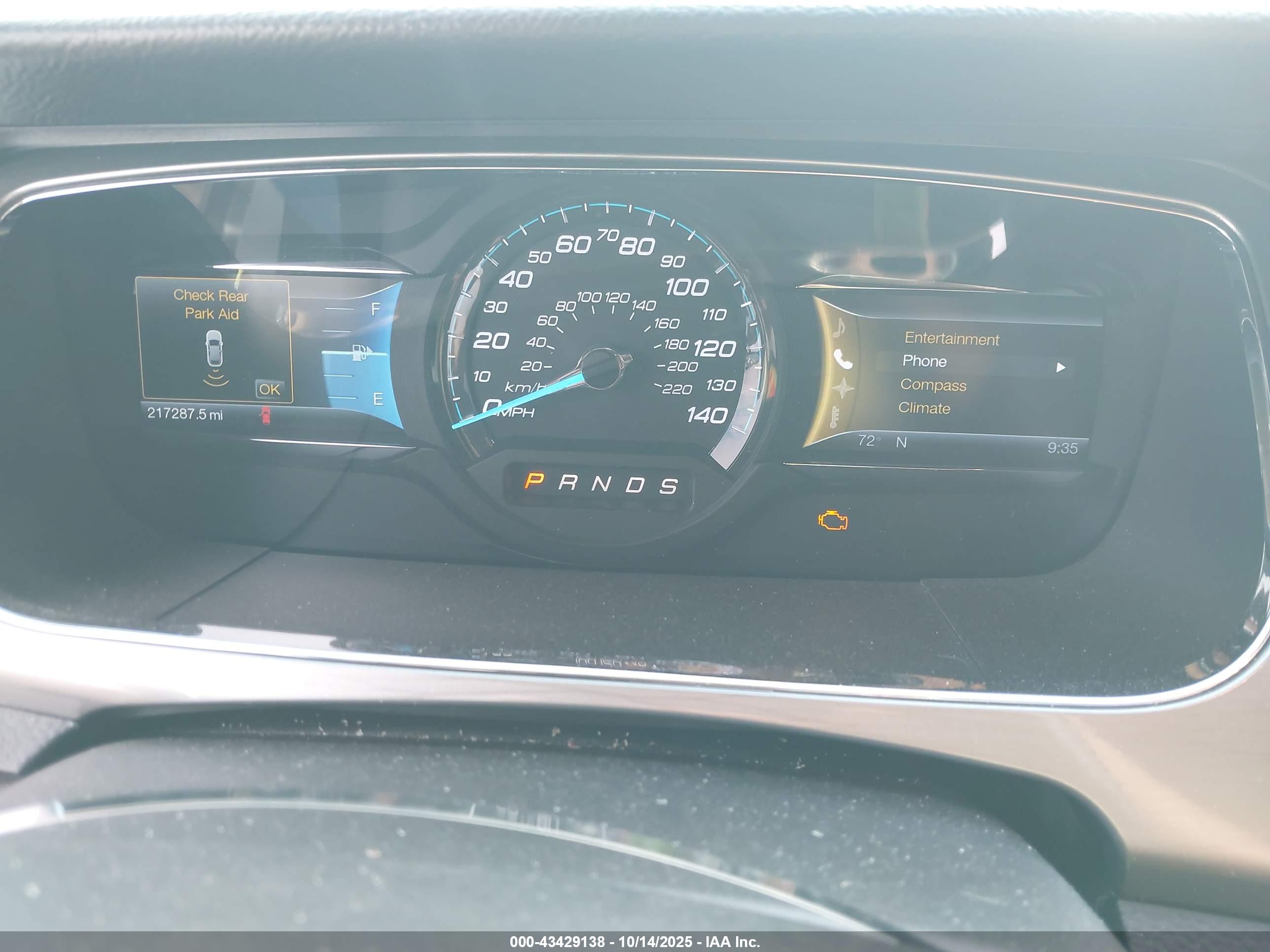 FORD TAURUS image 7