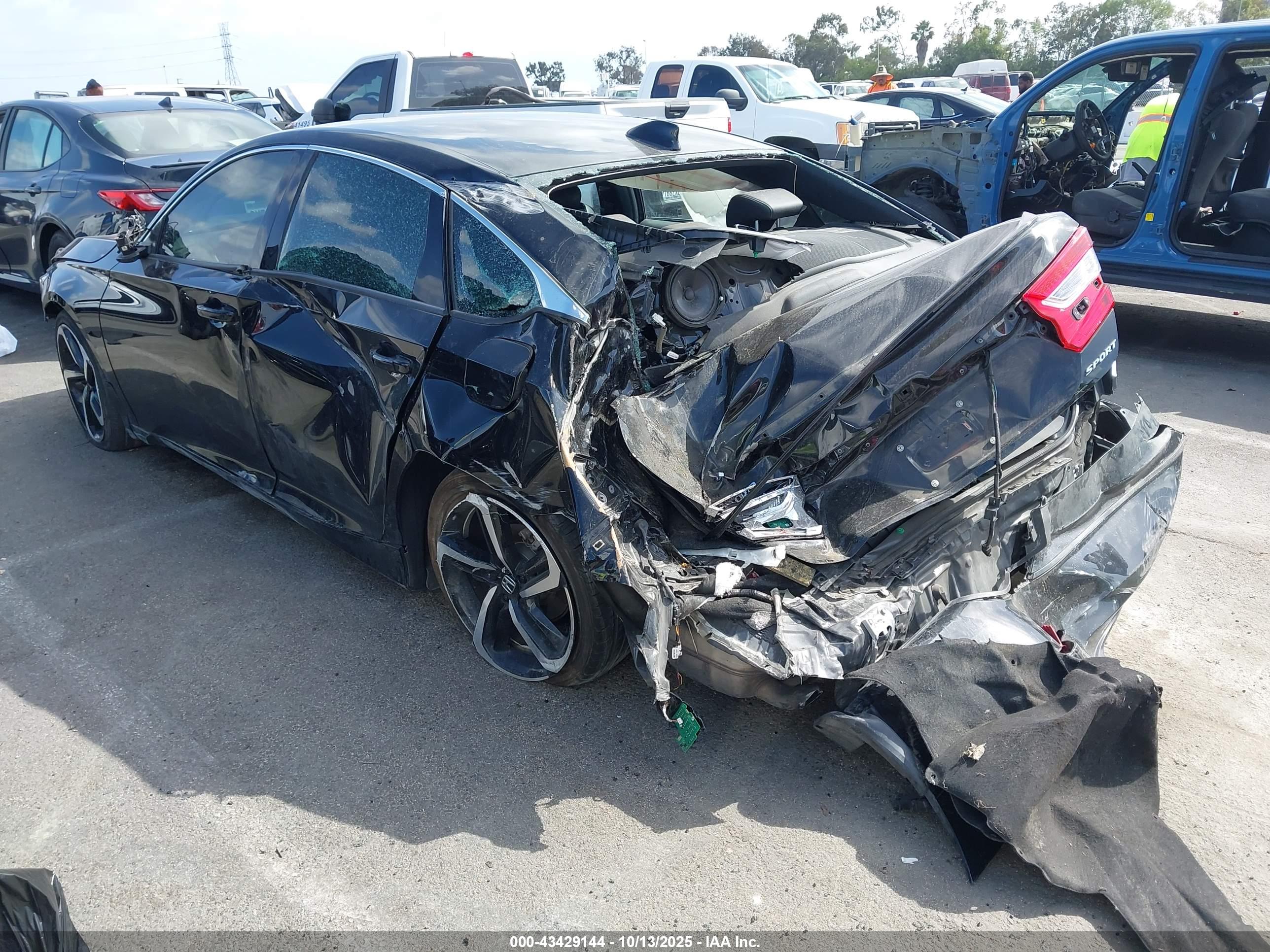 HONDA ACCORD image 3
