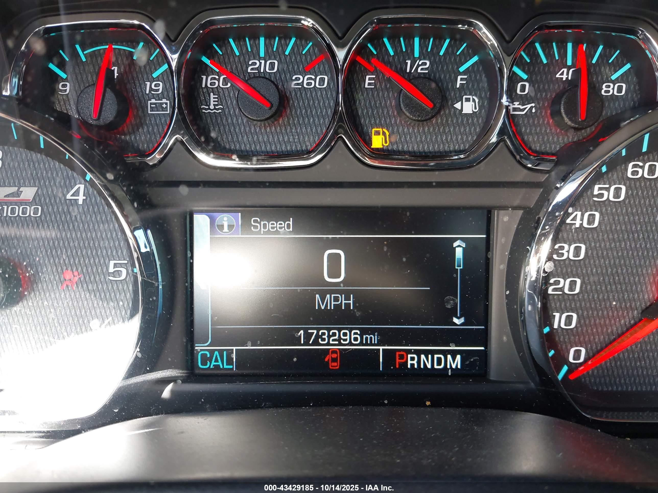 CHEVROLET SILVERADO image 7