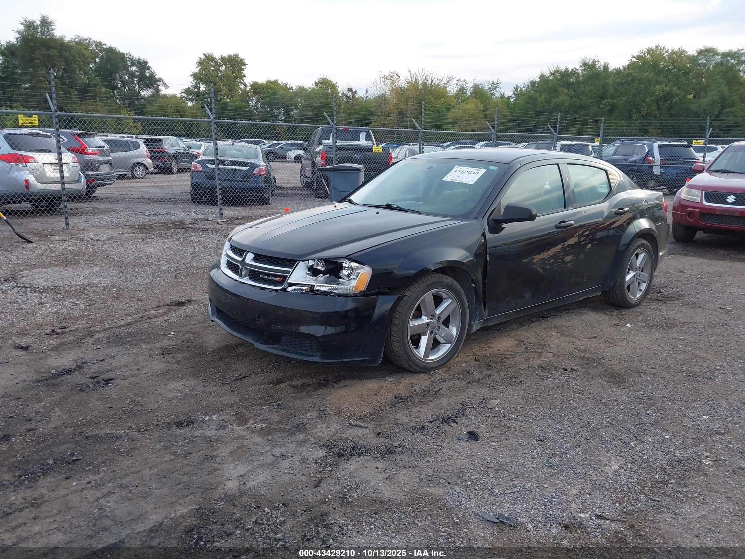 DODGE AVENGER image 2