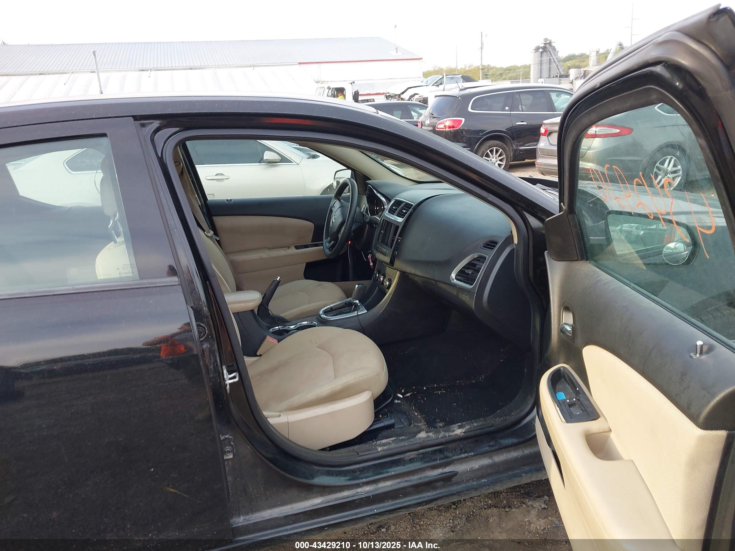 DODGE AVENGER image 5