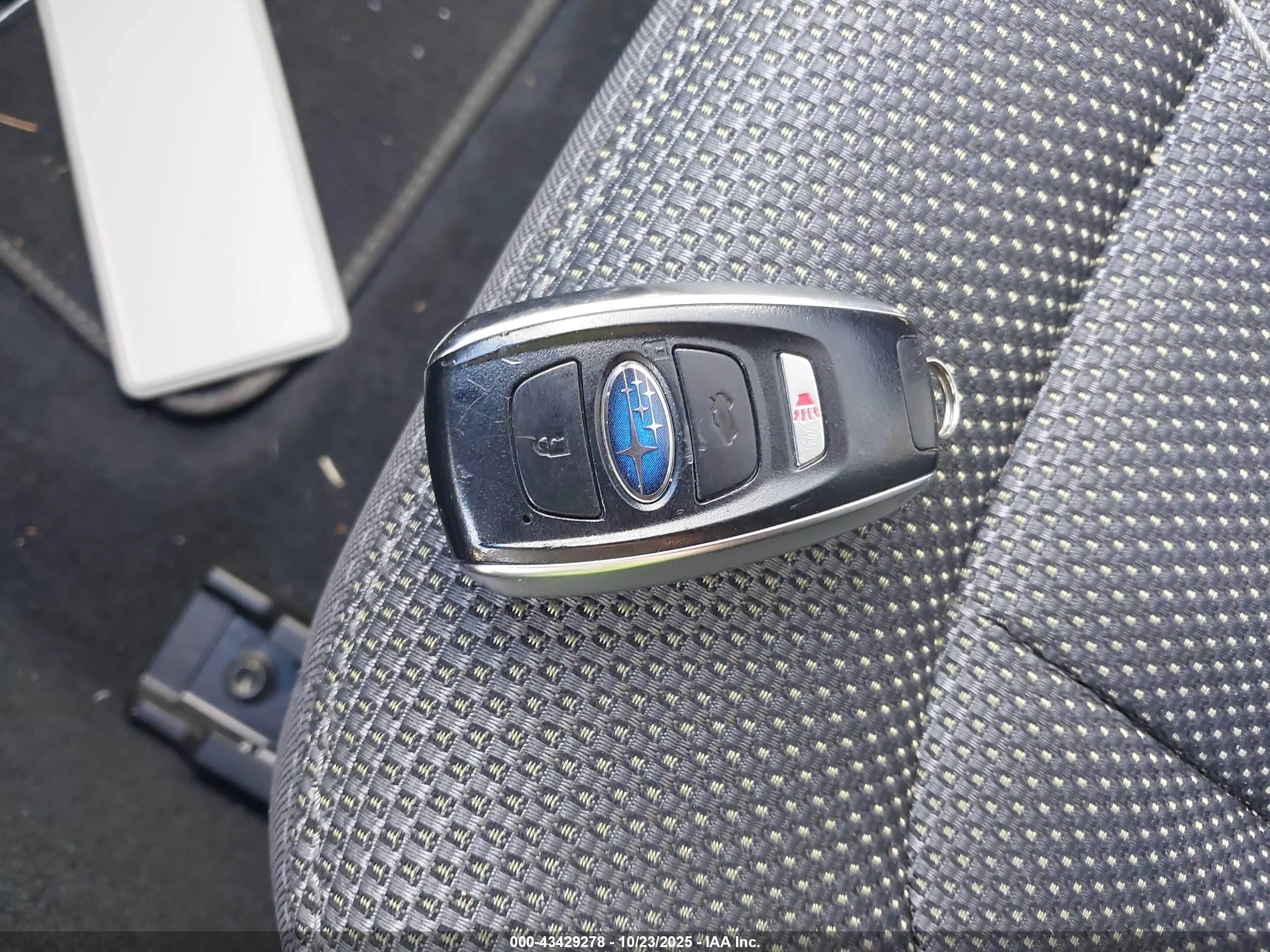 SUBARU CROSSTREK image 11