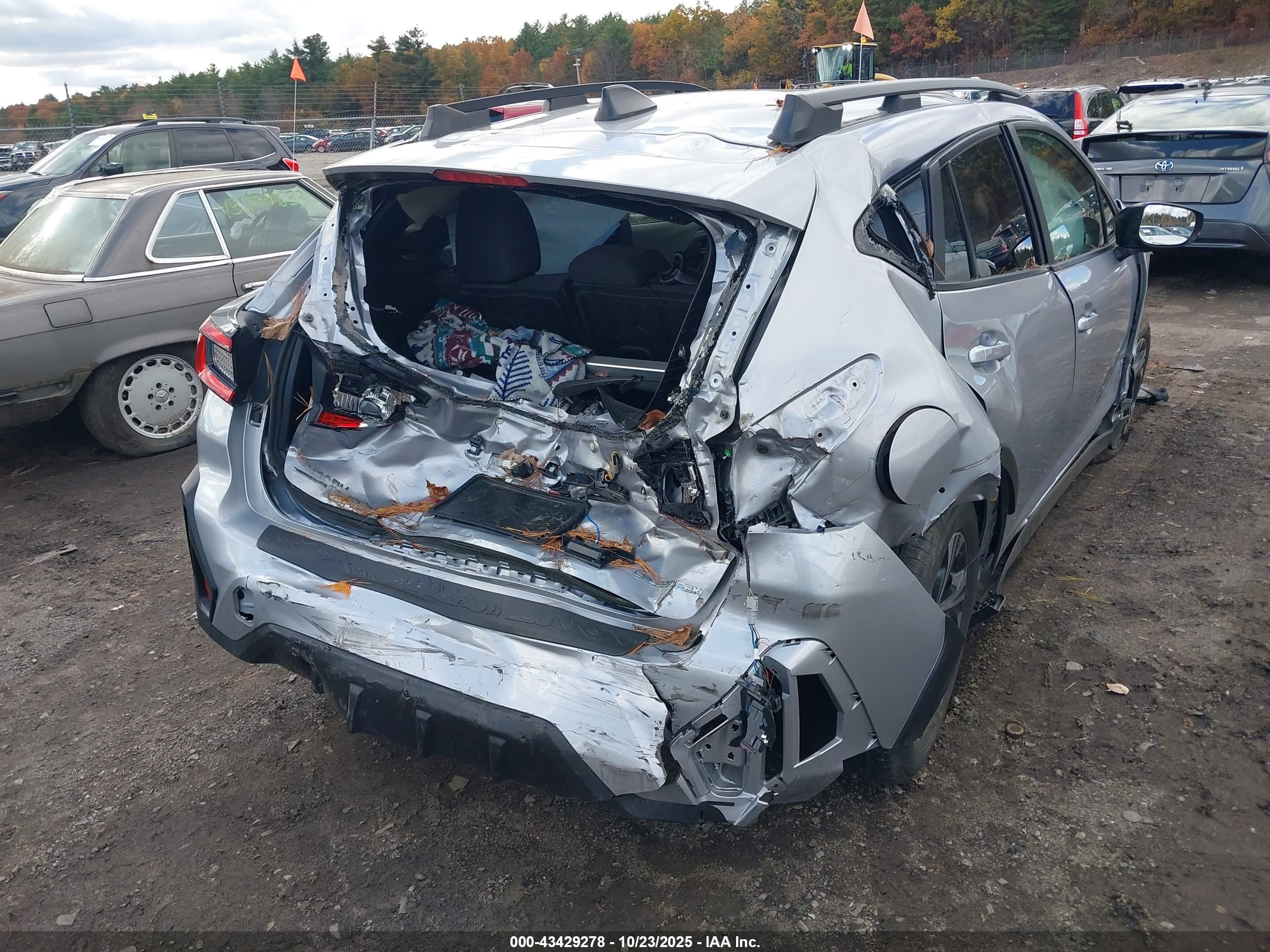 SUBARU CROSSTREK image 4