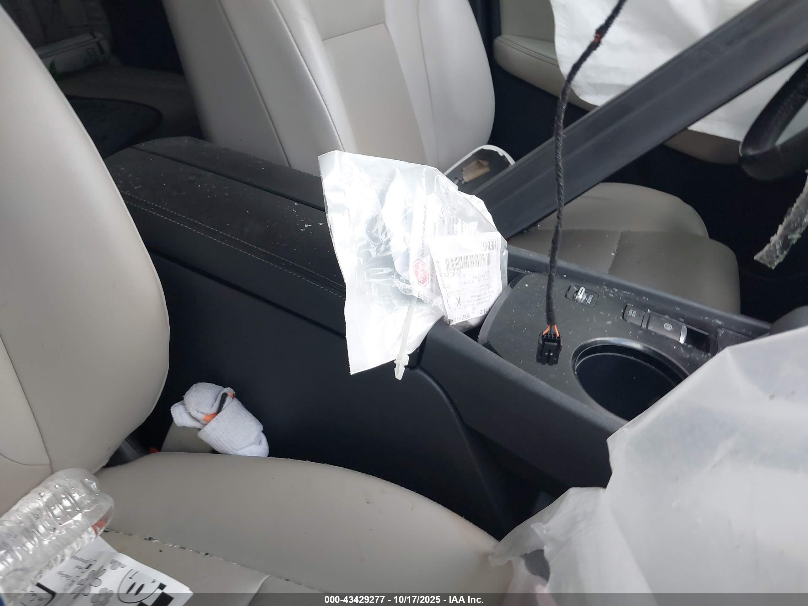 NISSAN ROGUE image 5