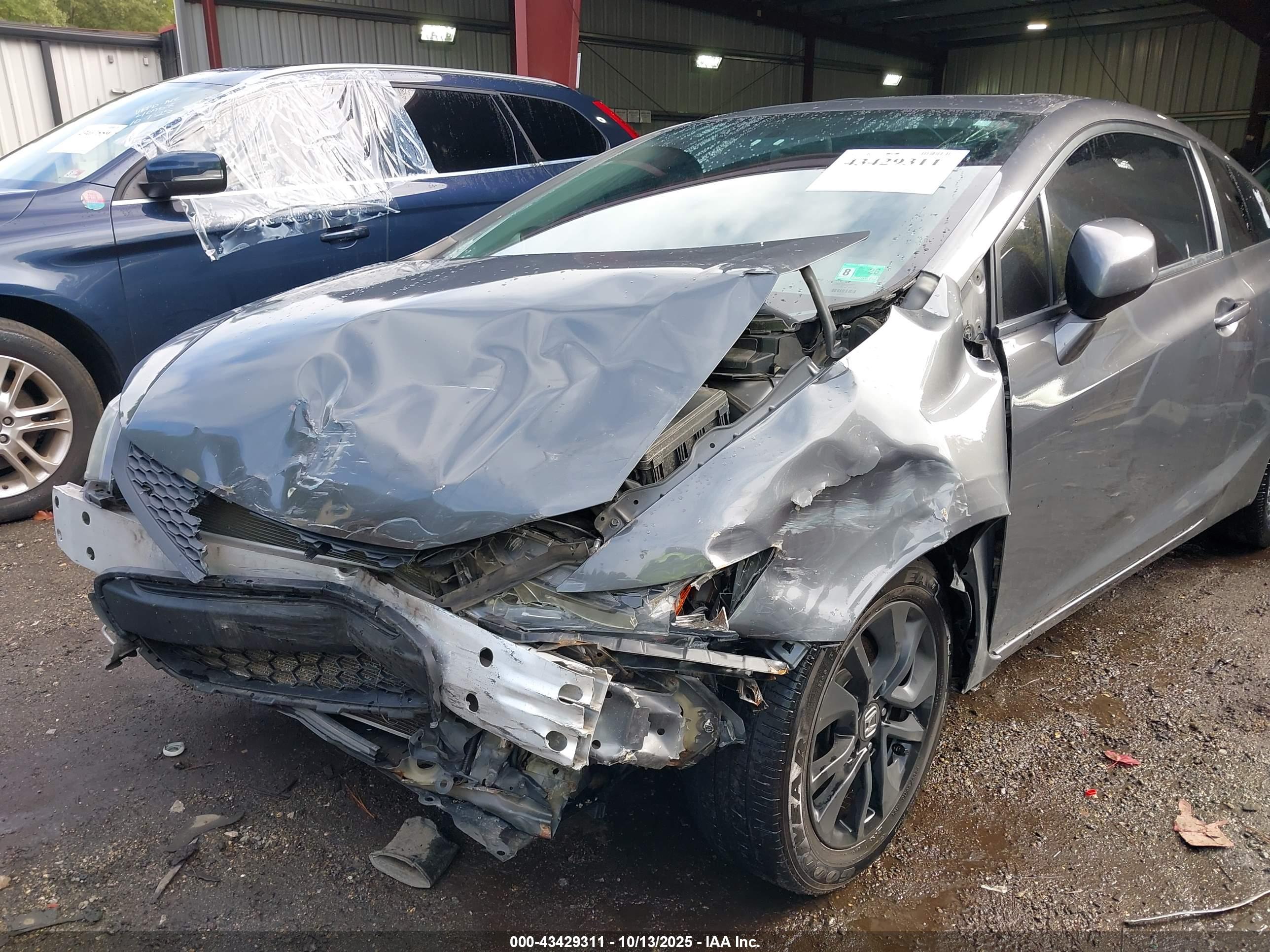 HONDA CIVIC image 6