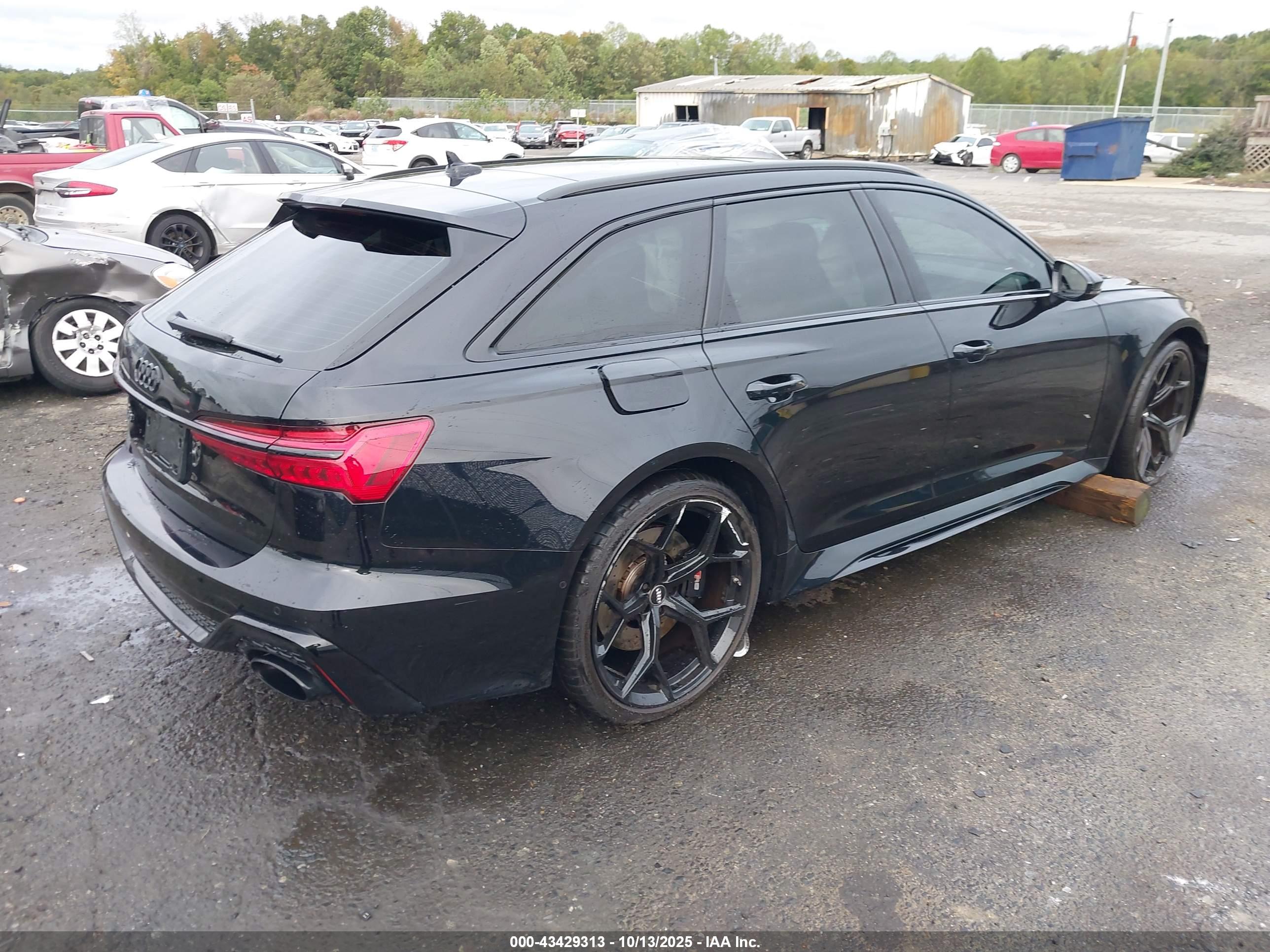 AUDI RS image 4