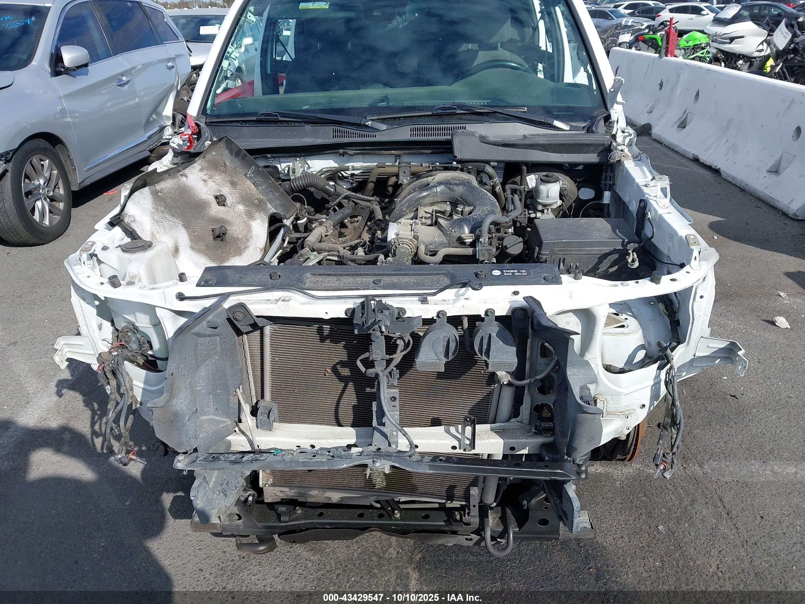 TOYOTA TACOMA image 6