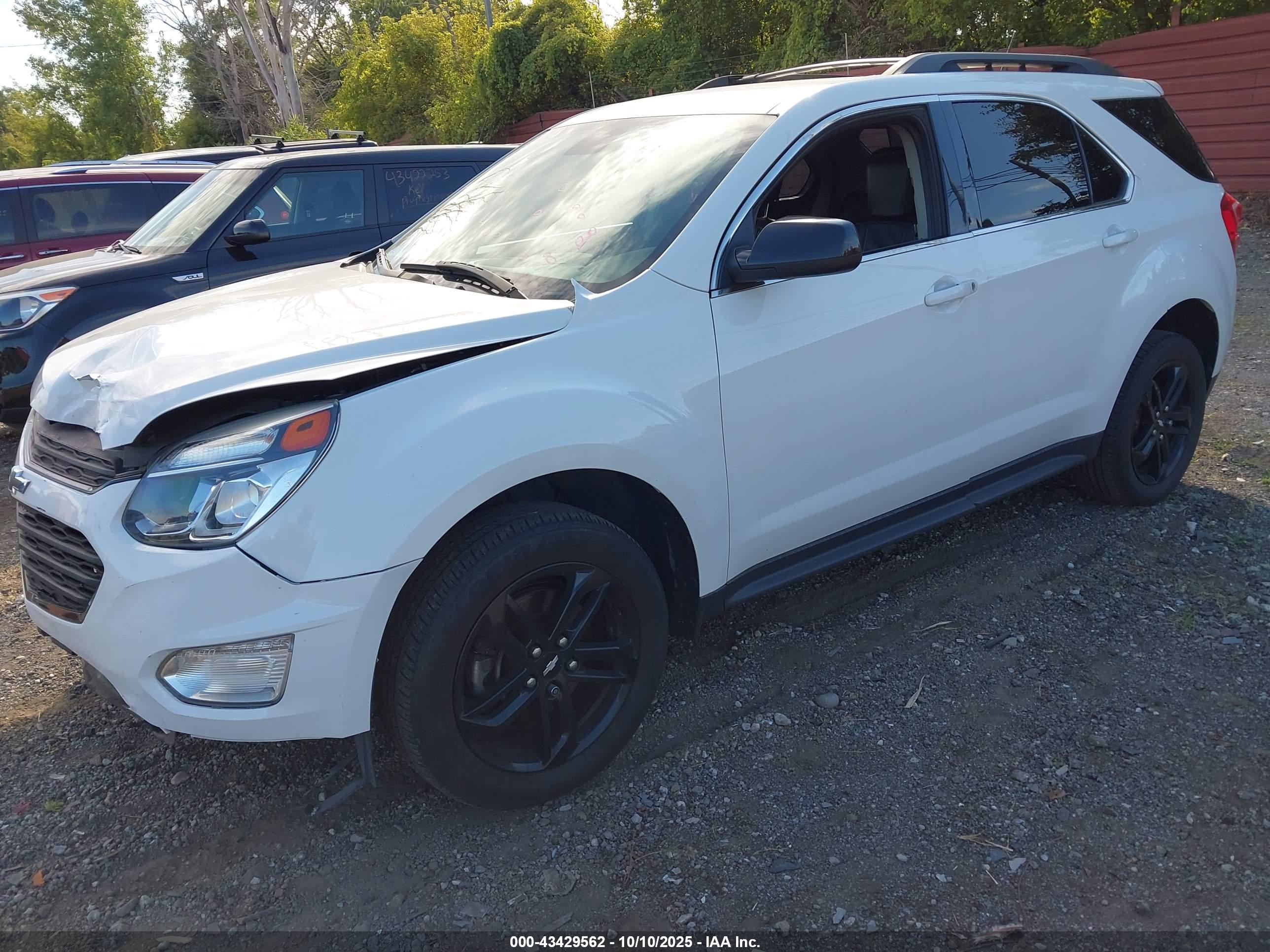 CHEVROLET EQUINOX image 2