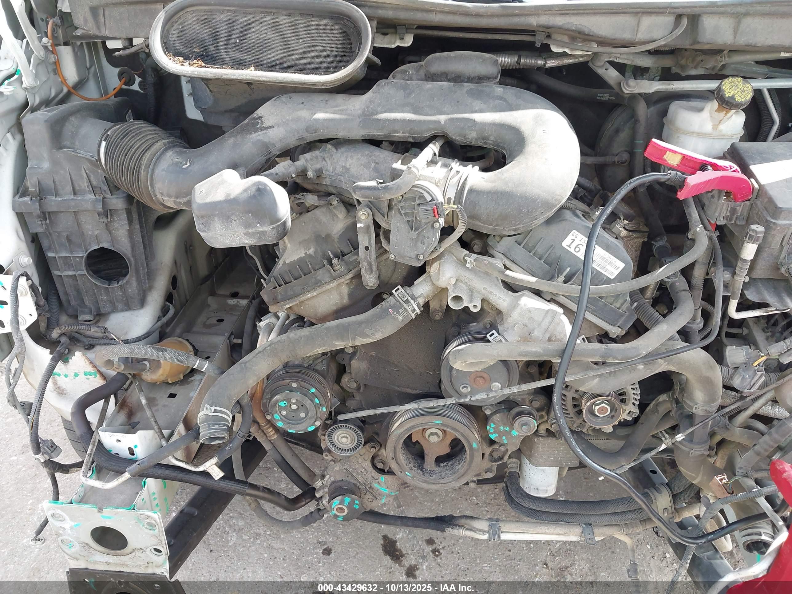 FORD TRANSIT-250 image 10