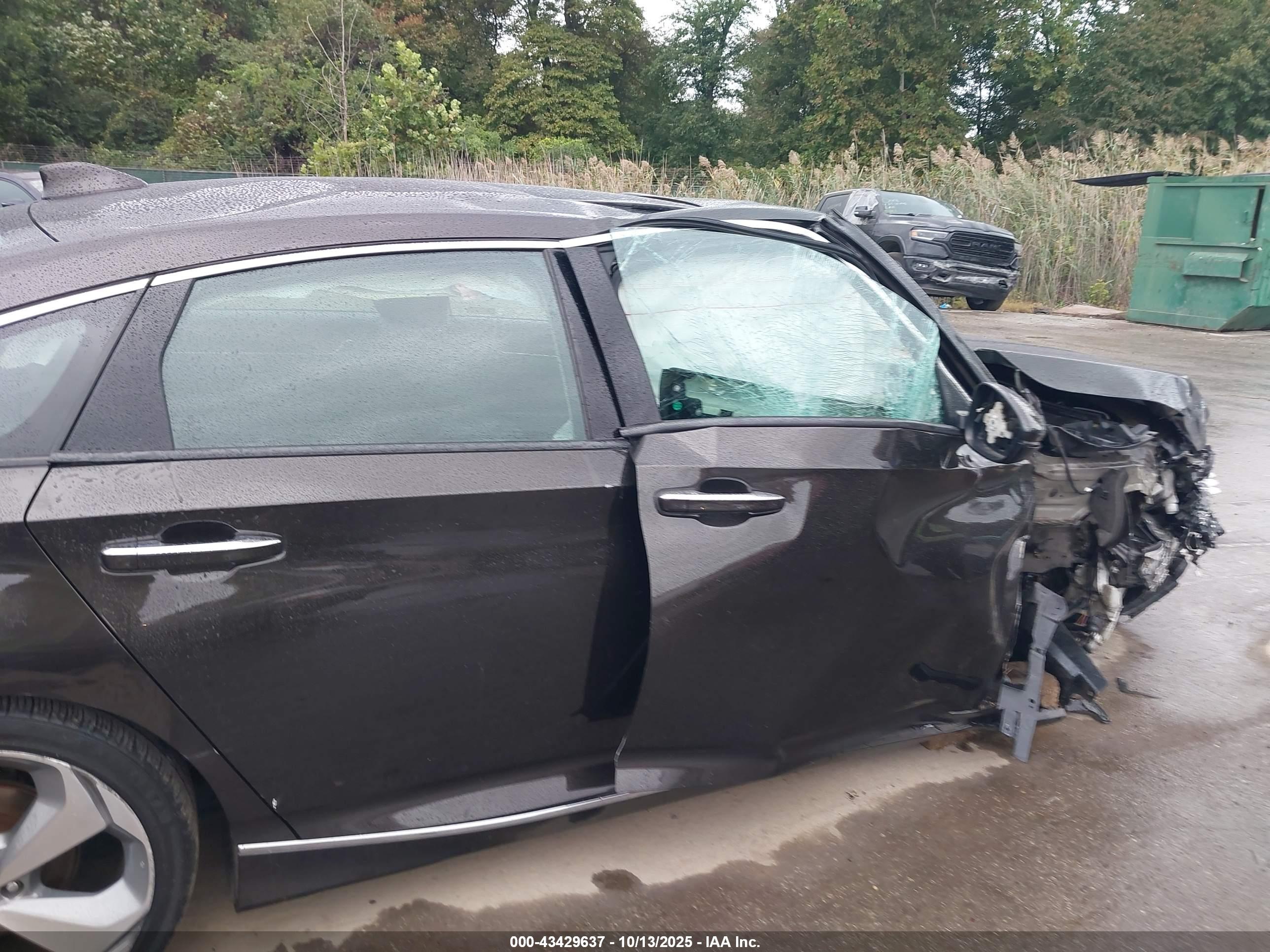 HONDA ACCORD image 6