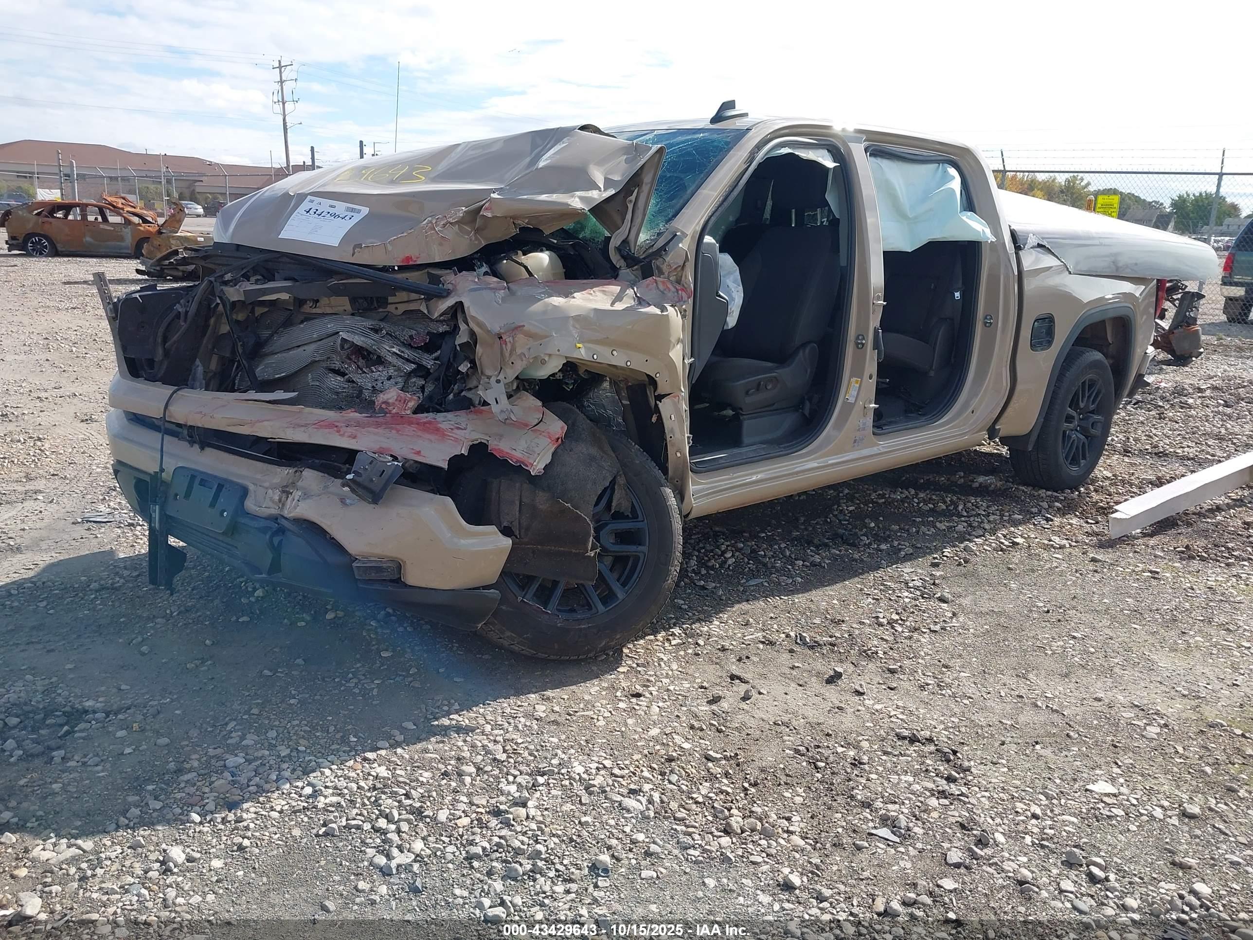 GMC SIERRA image 2