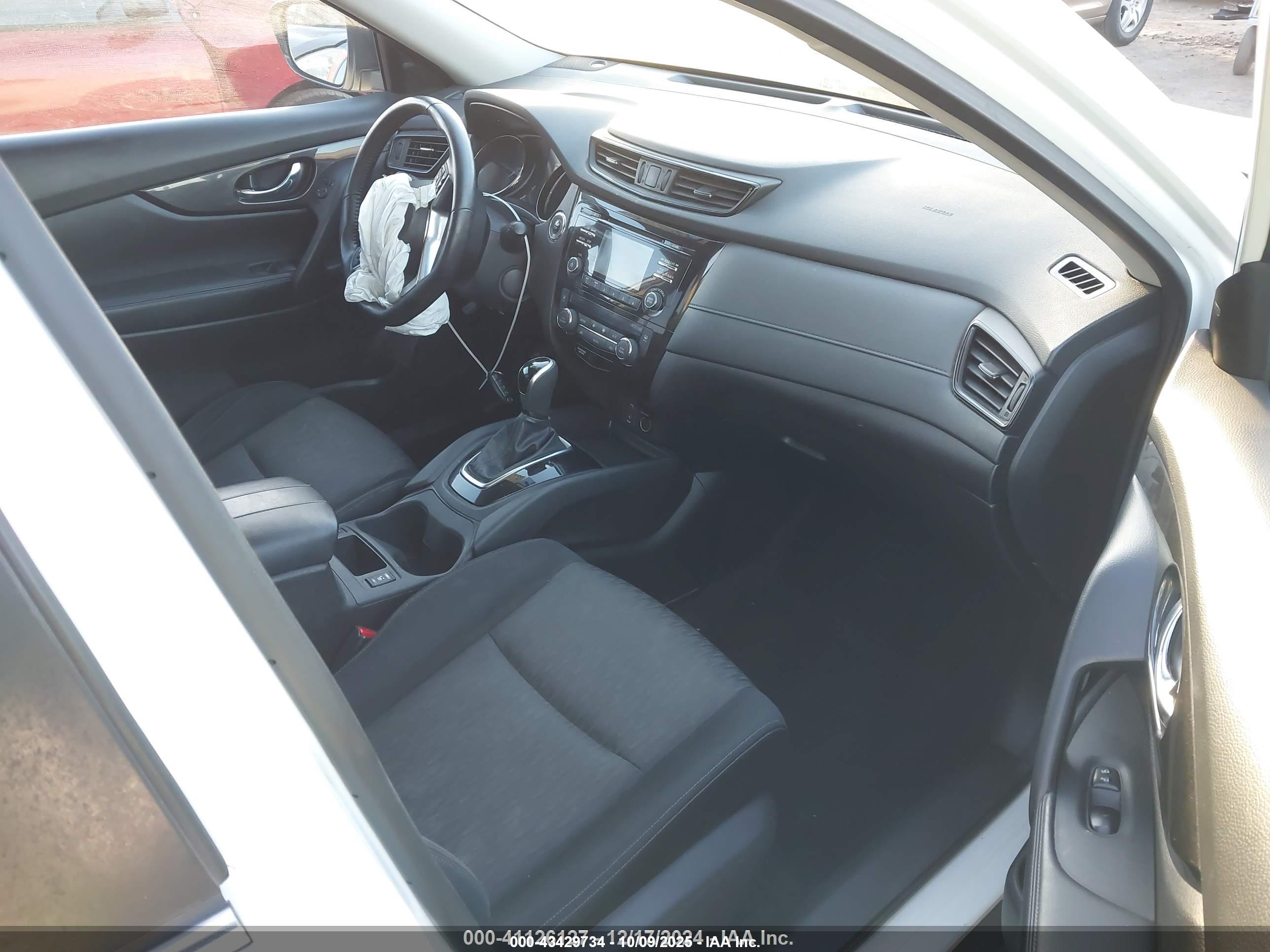 NISSAN ROGUE image 5