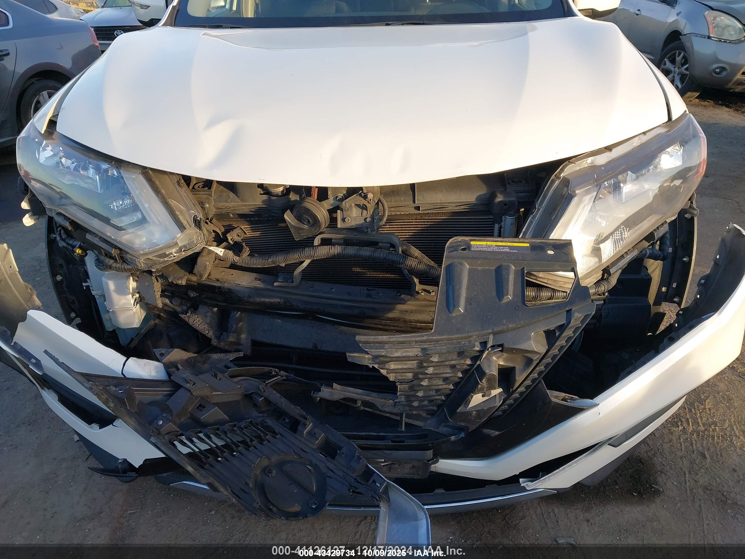NISSAN ROGUE image 6