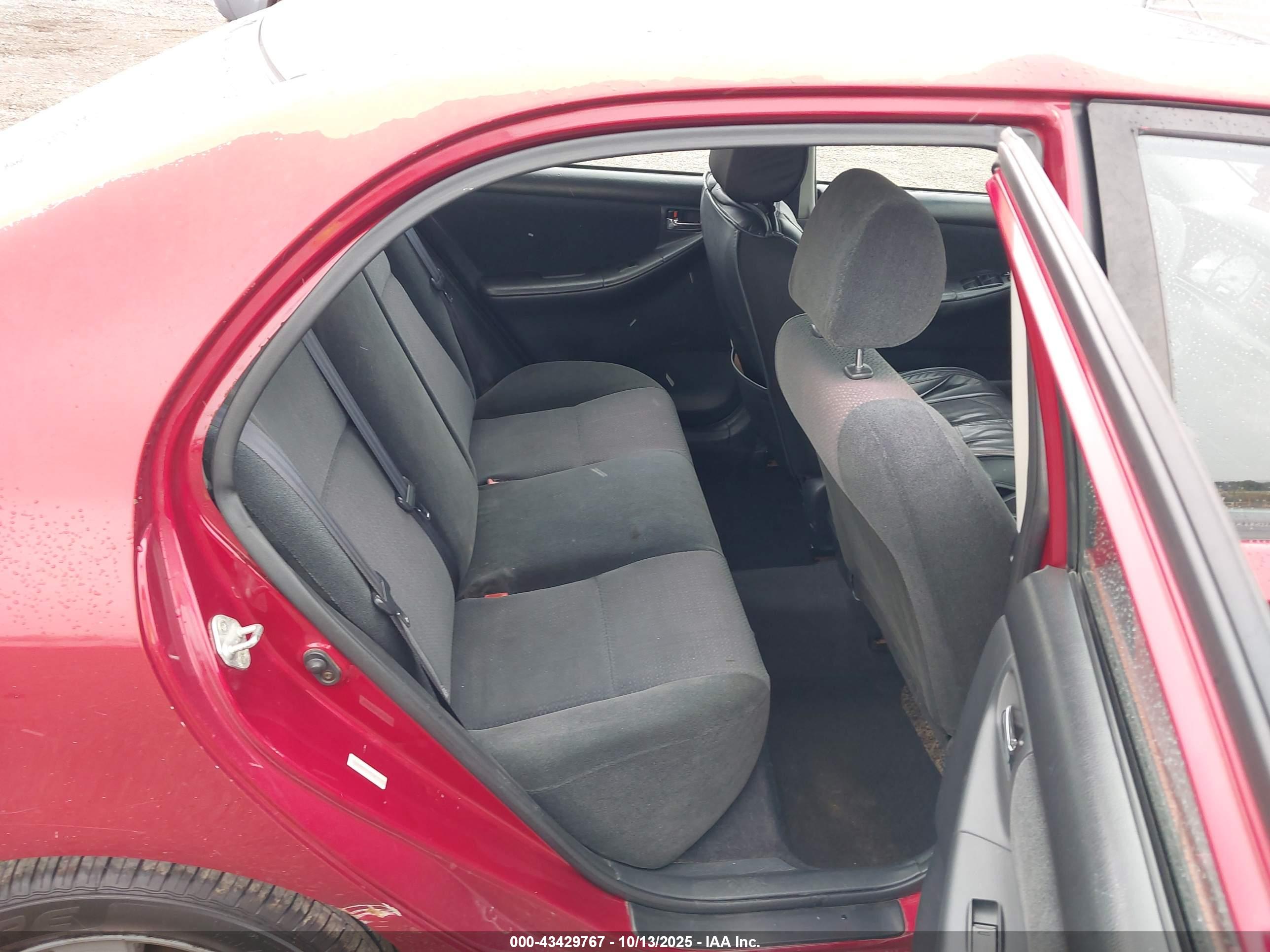 TOYOTA COROLLA image 8