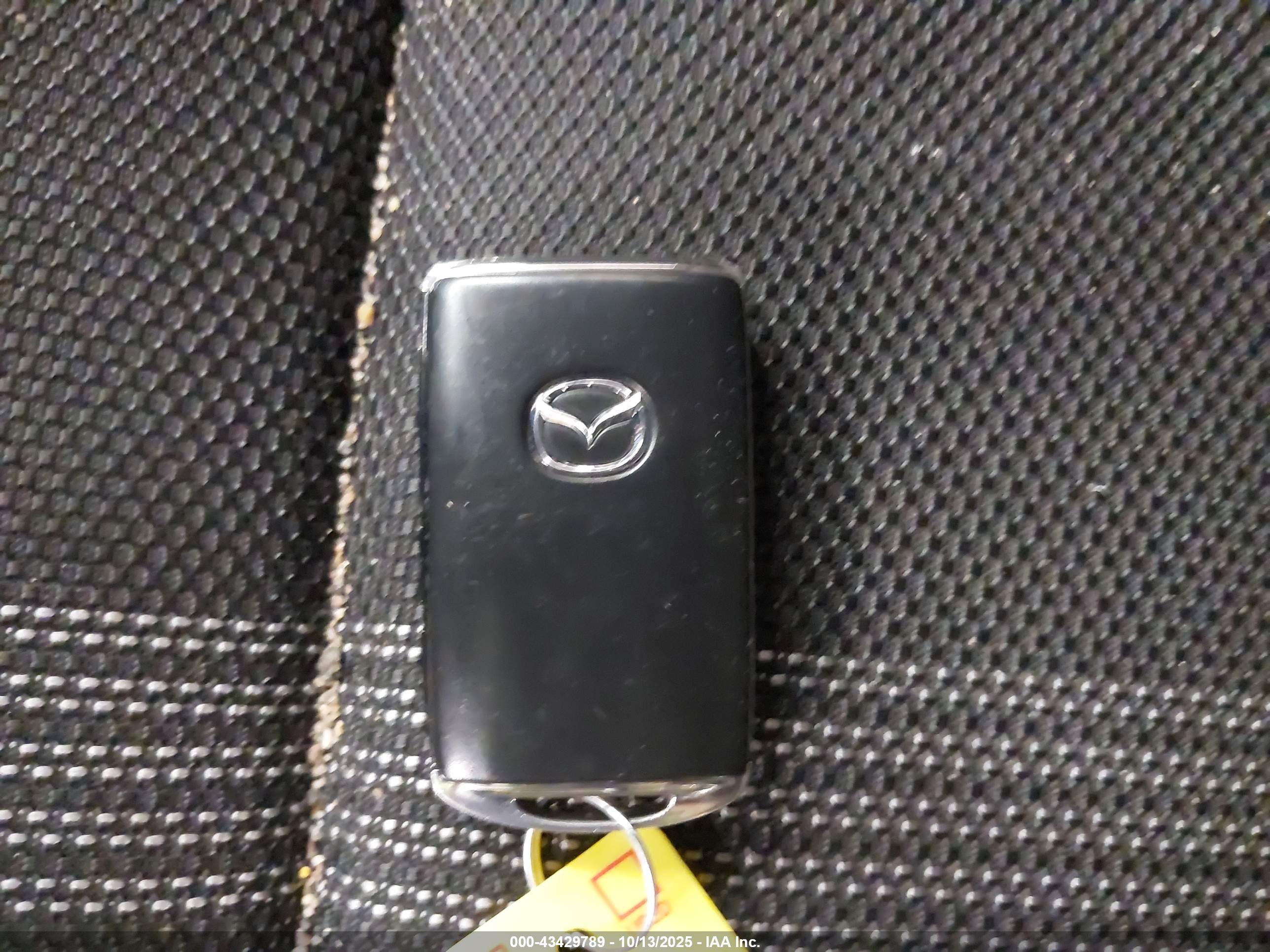MAZDA CX-50 image 11