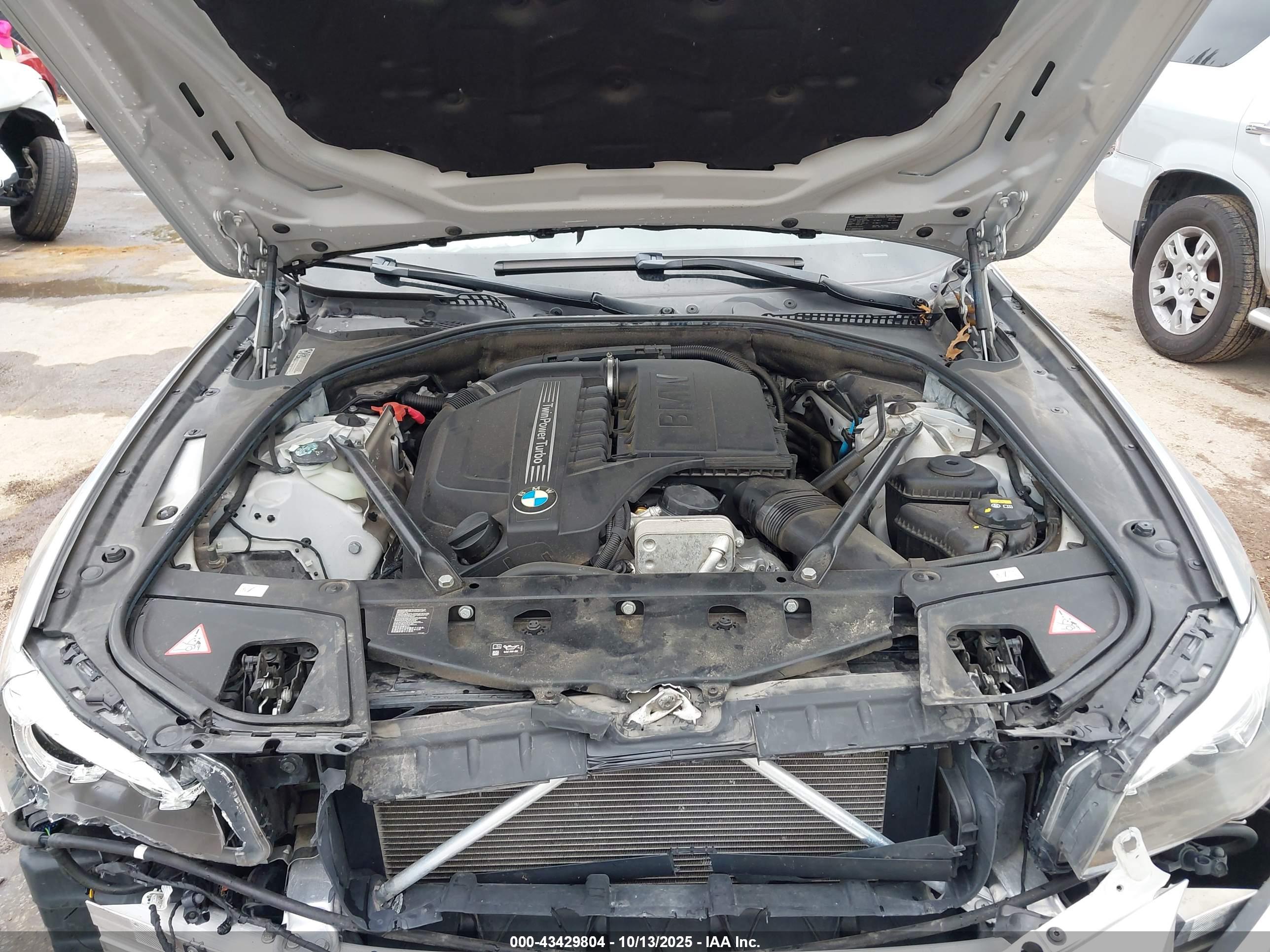 BMW 535I image 10