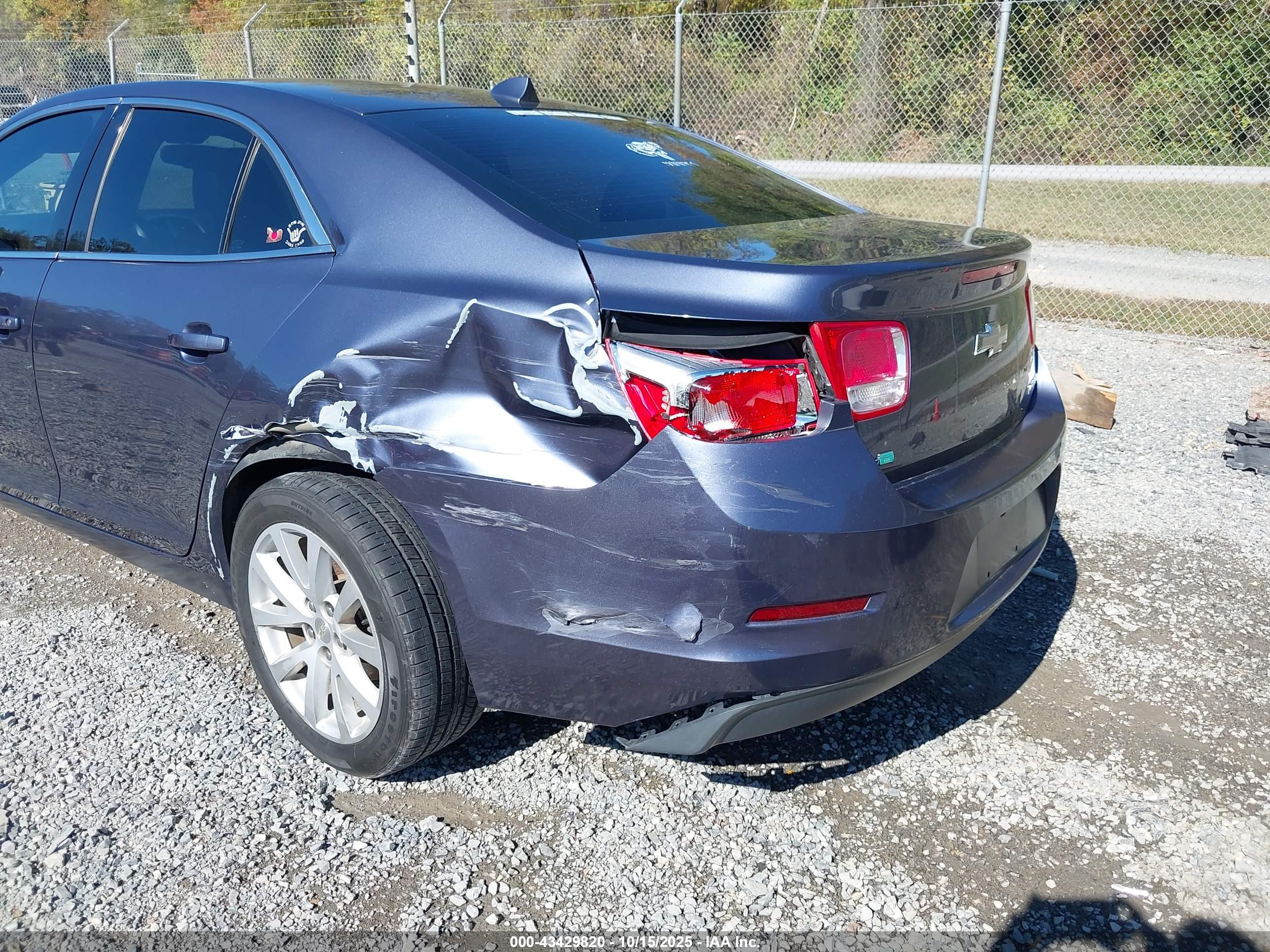 CHEVROLET MALIBU image 6