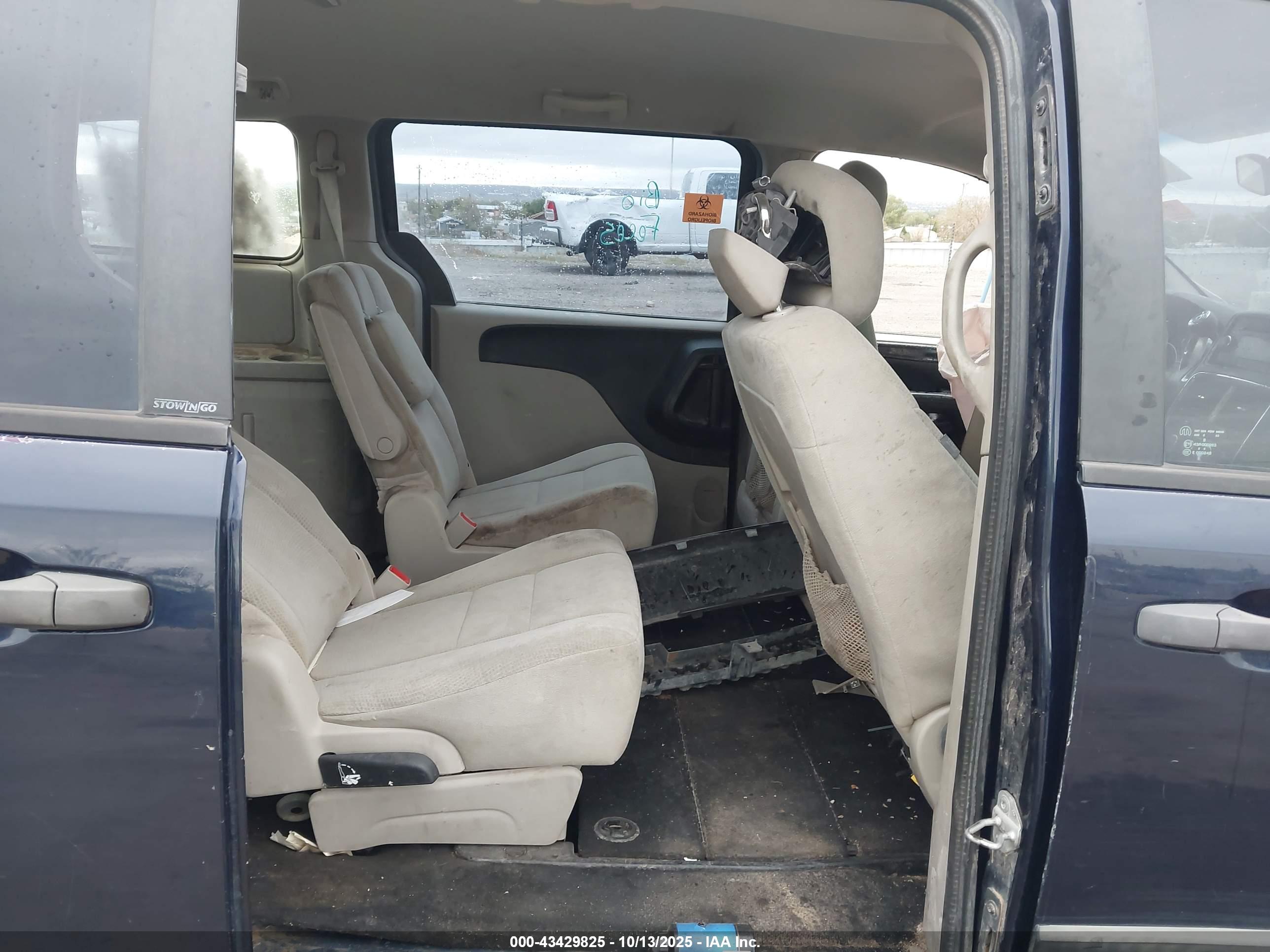DODGE GRAND image 8