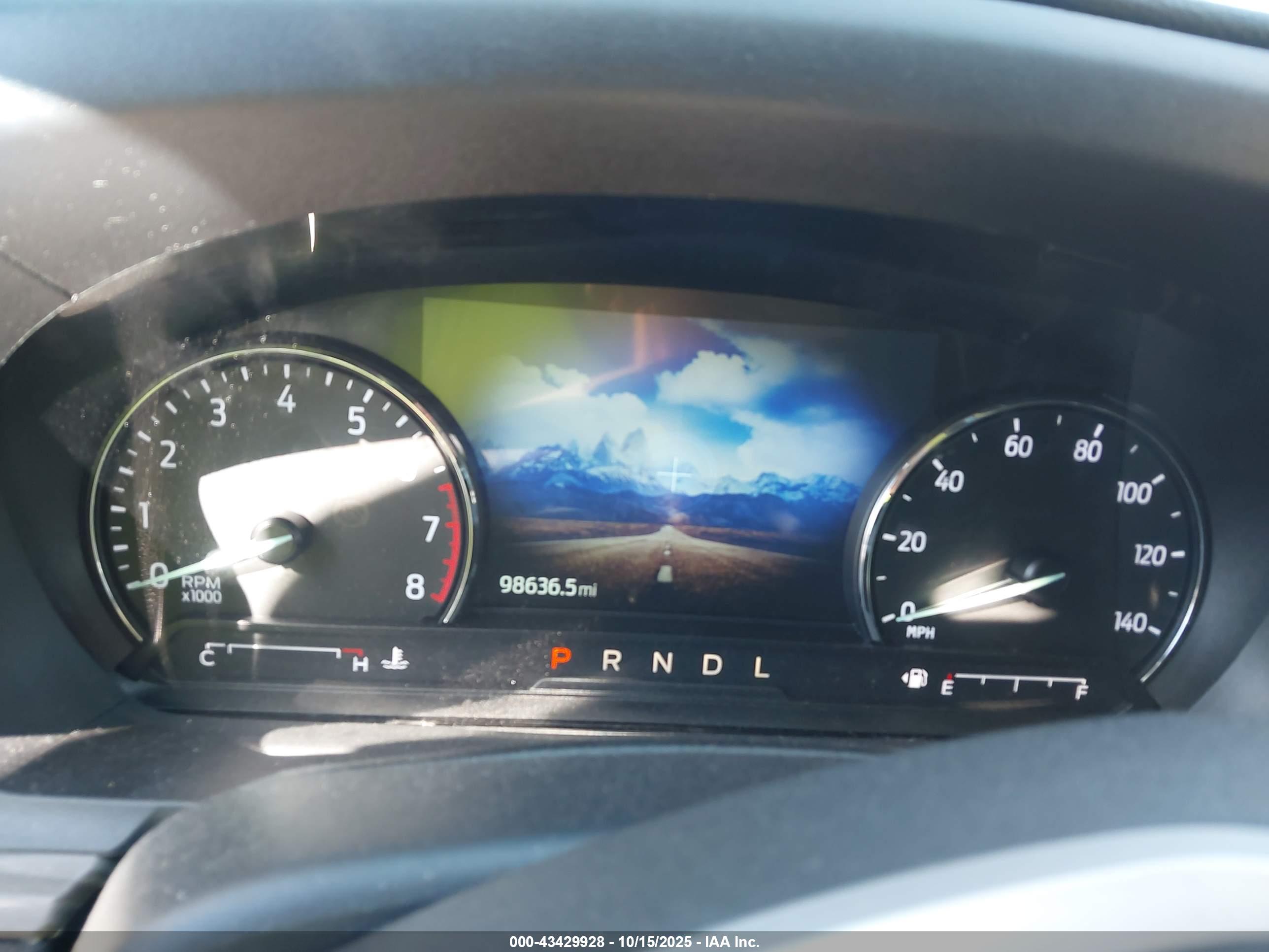 FORD EXPLORER image 7