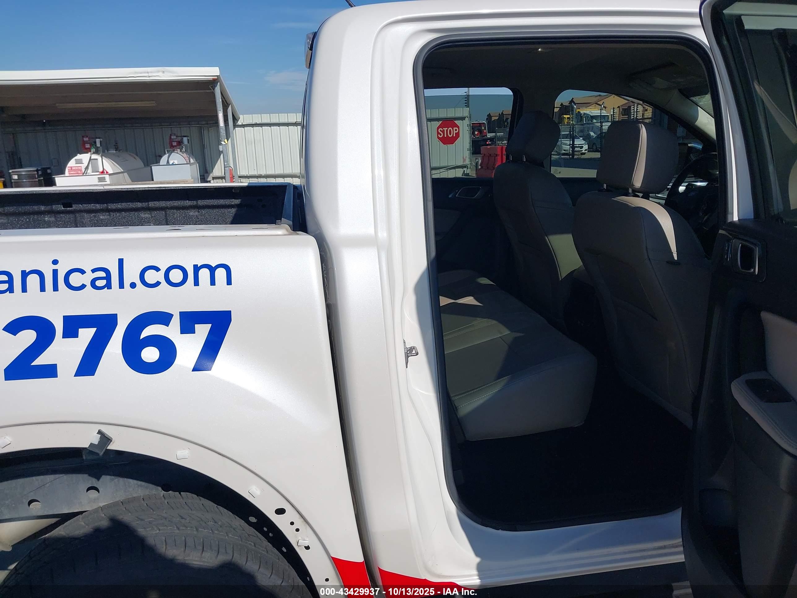 FORD RANGER image 8