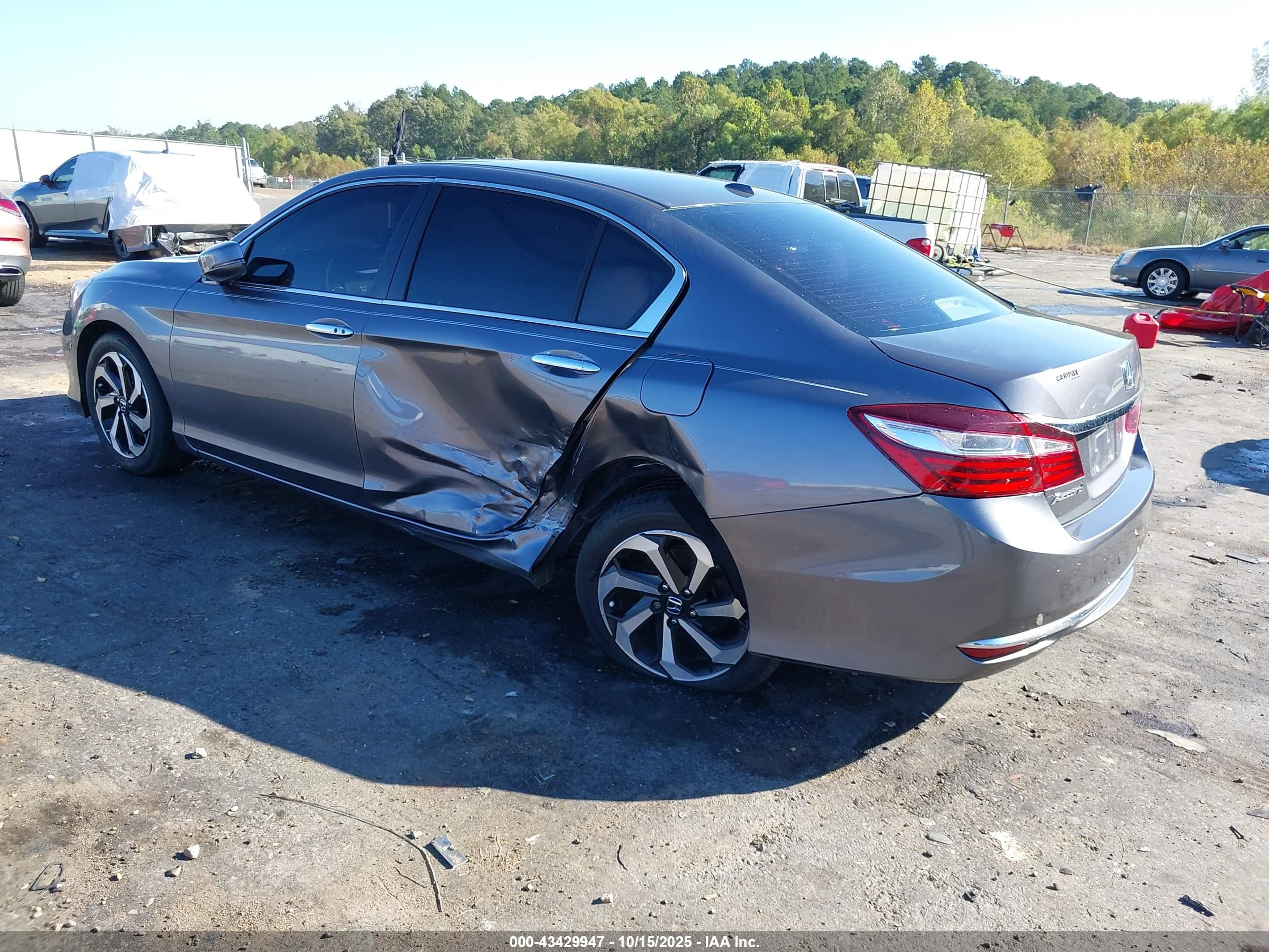 HONDA ACCORD image 3